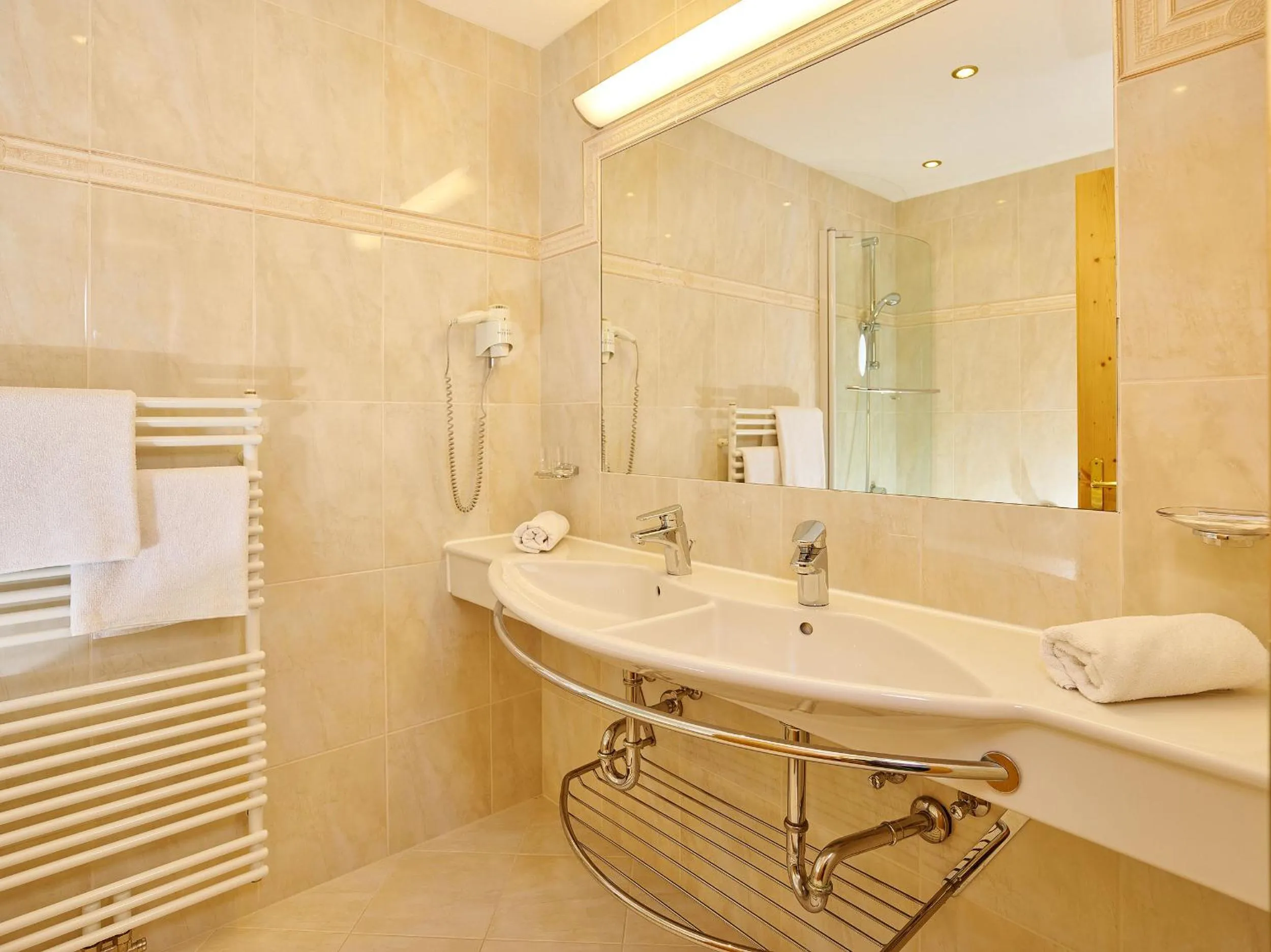 Bathroom in Hotel Venter Bergwelt