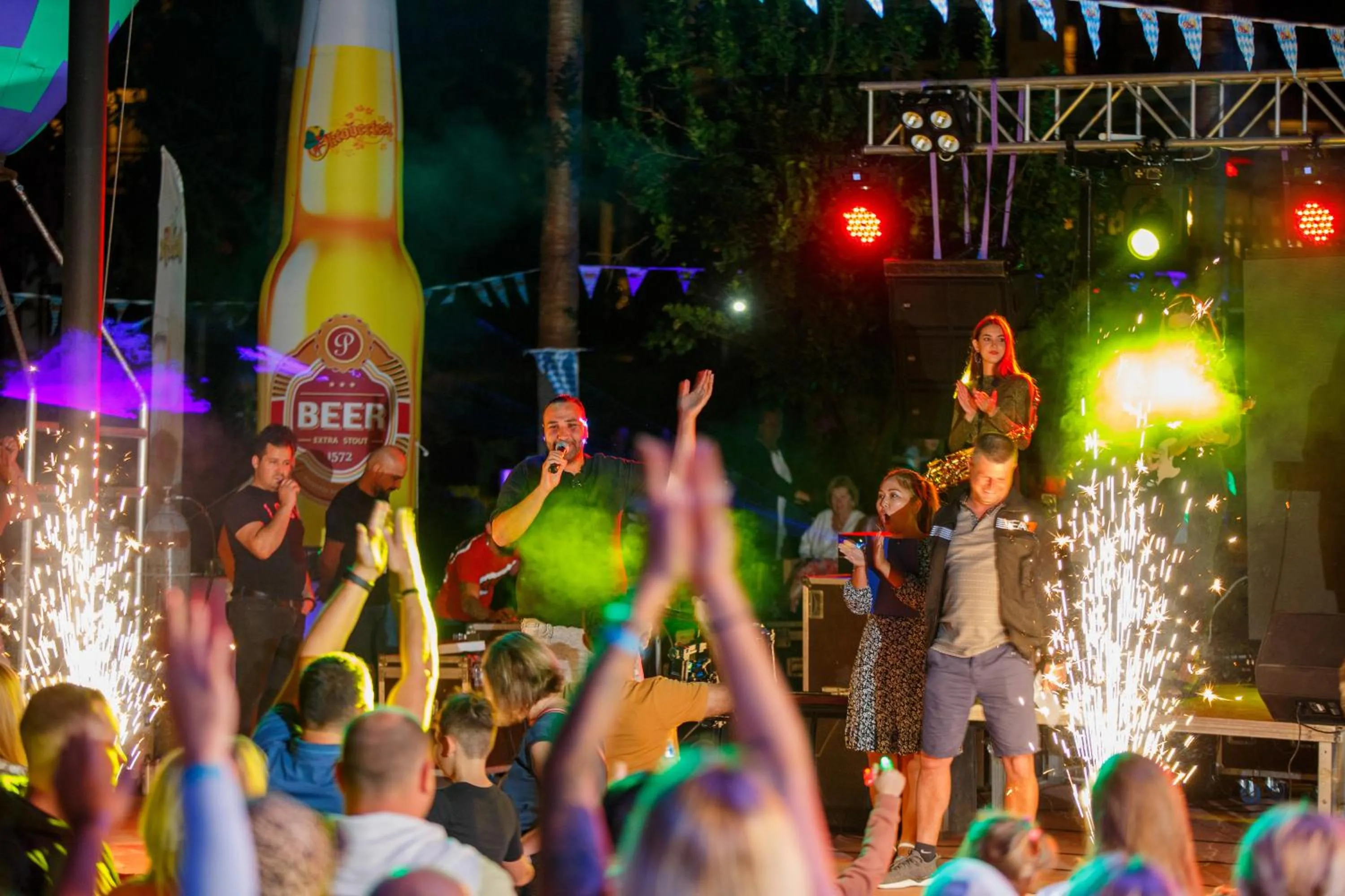 Evening entertainment in Justiniano Club Alanya