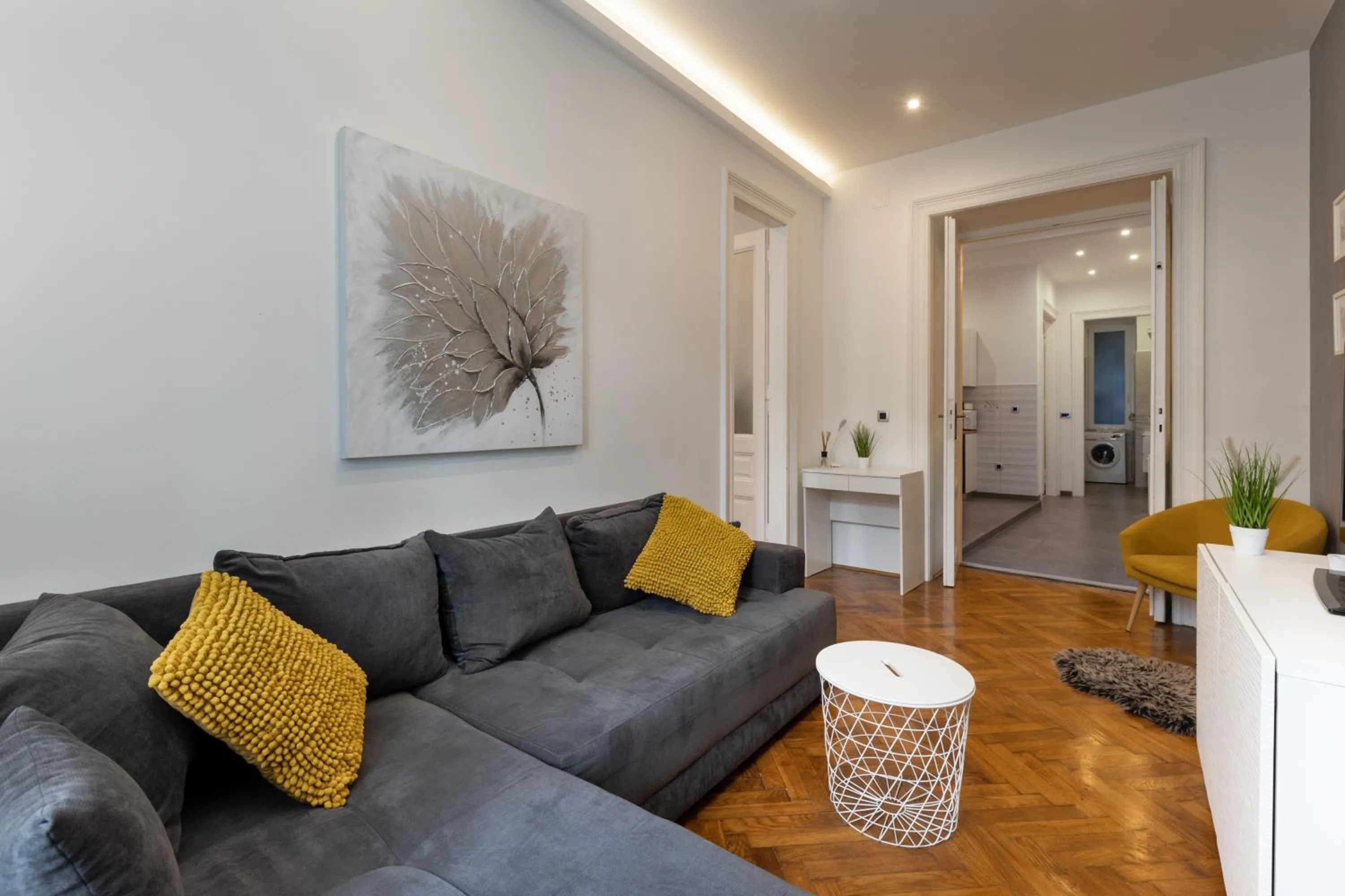 Apartment LUX HOME by Irundo