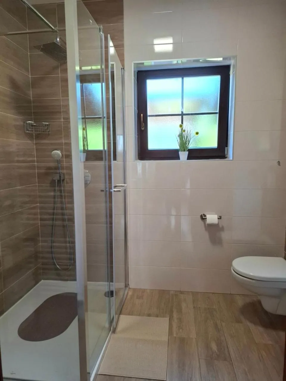 Shower in B&B Plitvice Lakes Villa Mija