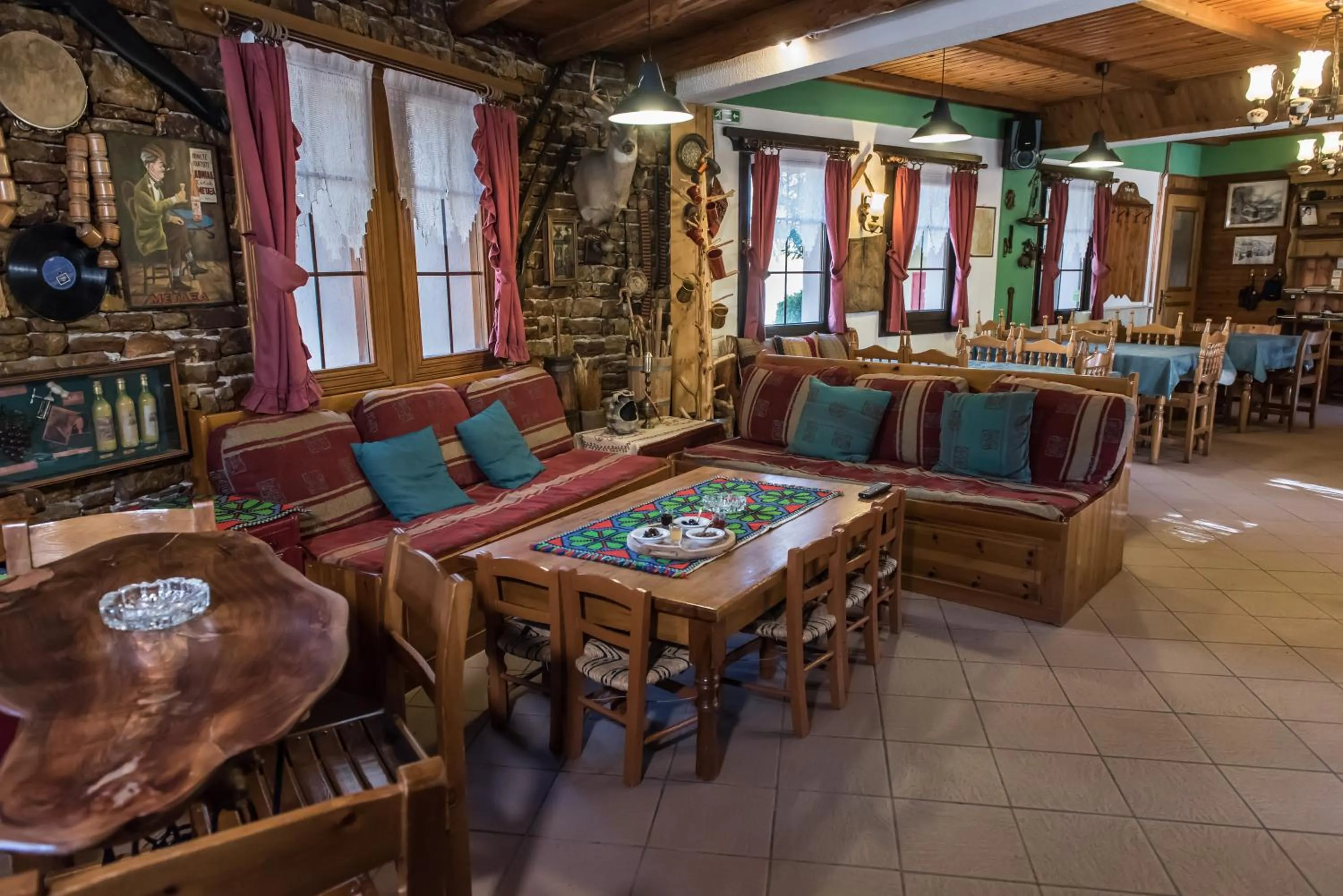 Lounge or bar in I Gonia Tis Linas