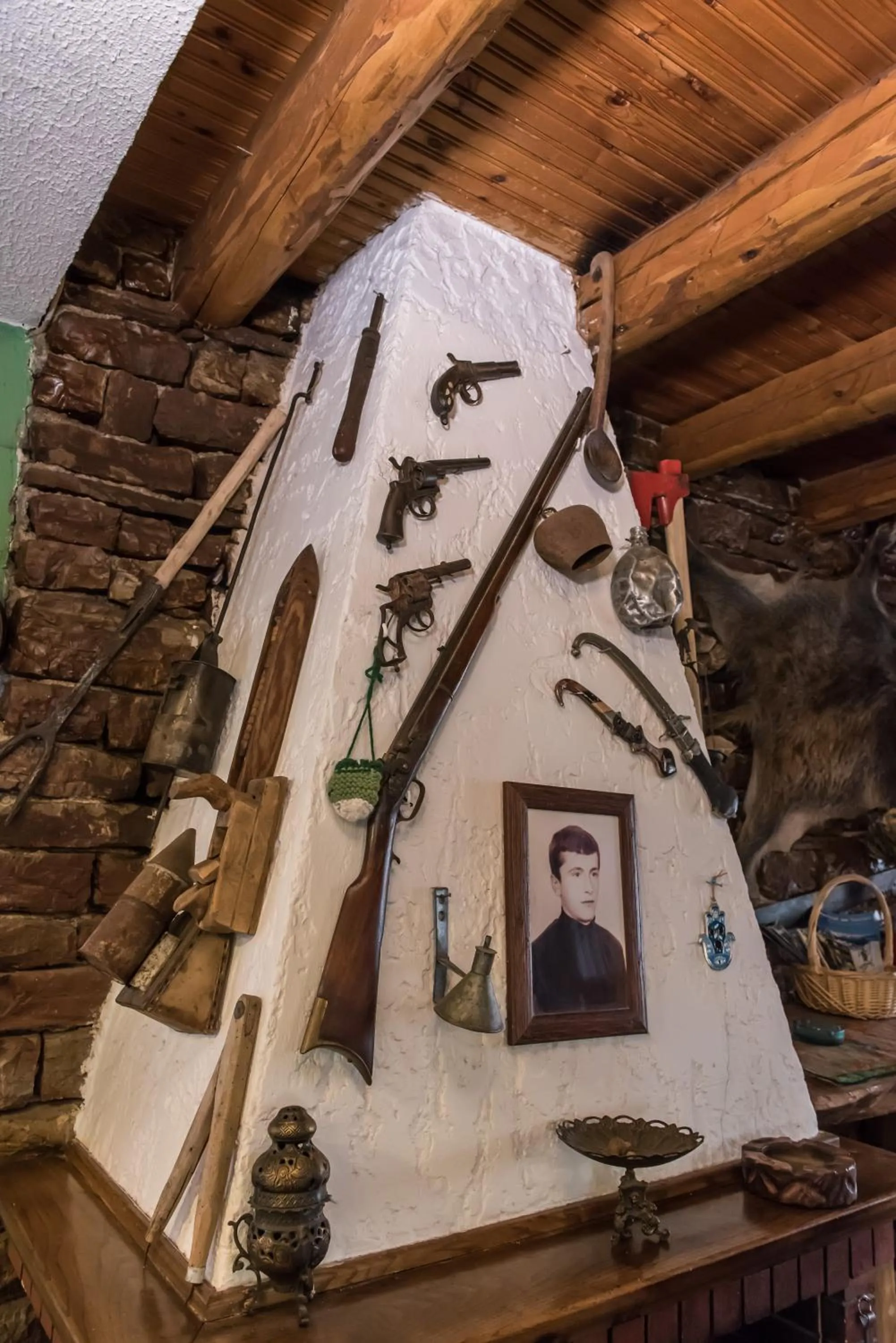 Decorative detail in I Gonia Tis Linas