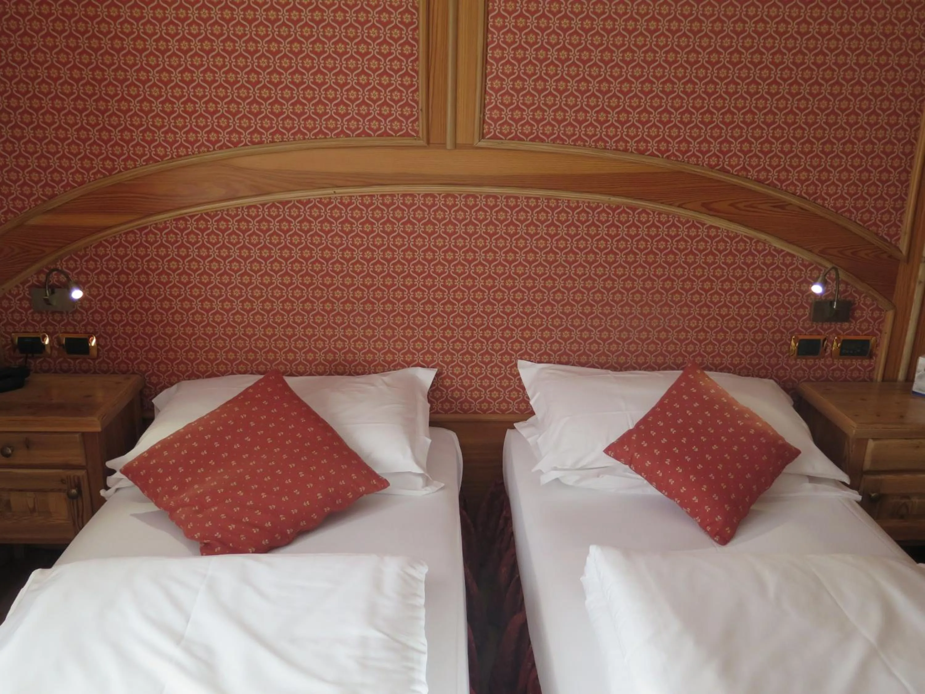 Bed in Chambres Mont Cervin