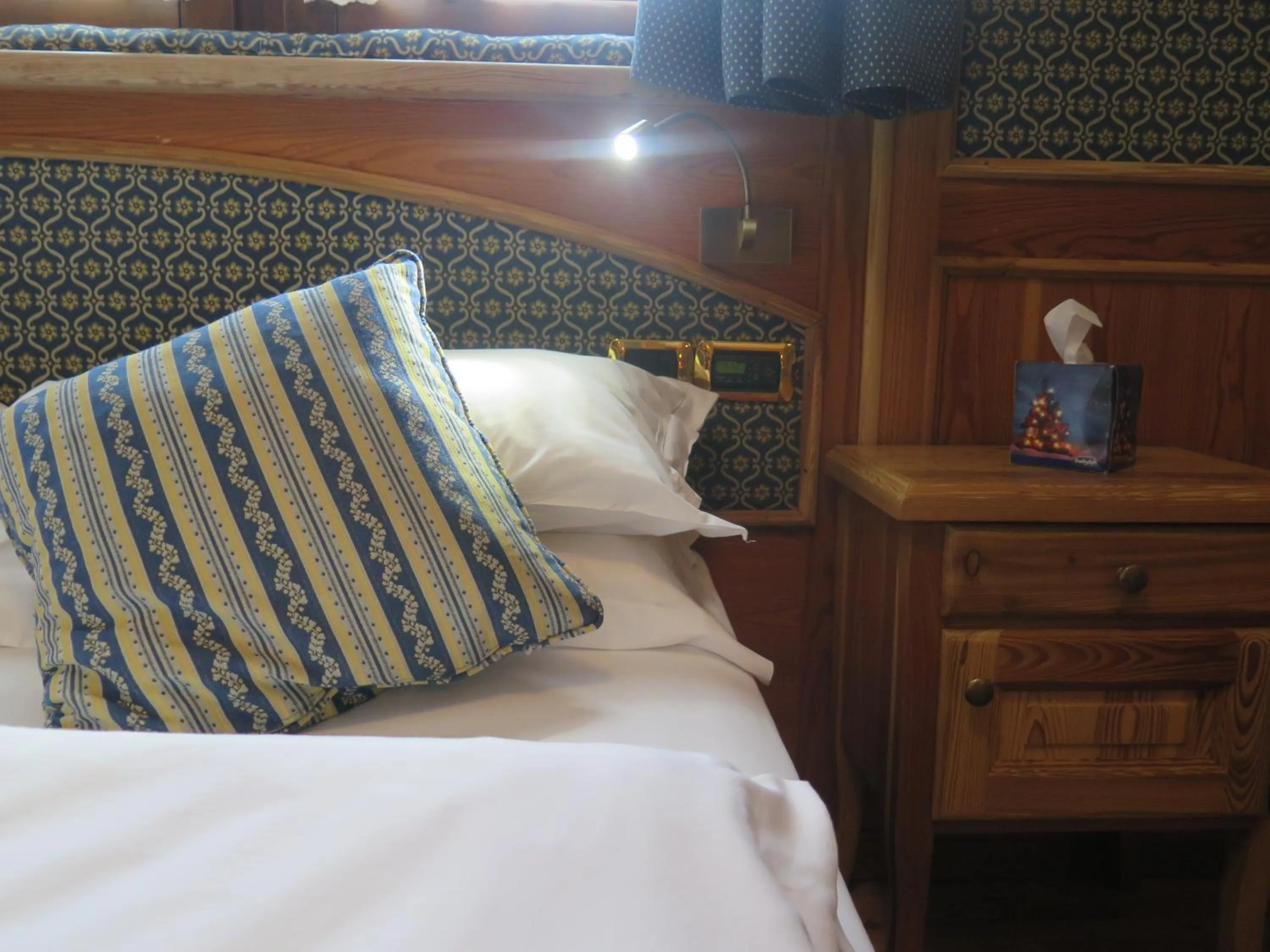 Decorative detail, Bed in Chambres Mont Cervin