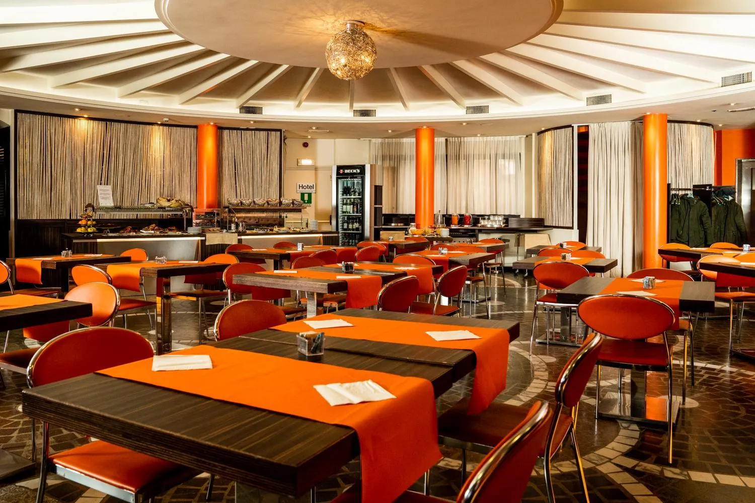 Restaurant/places to eat in Hotel Pineta