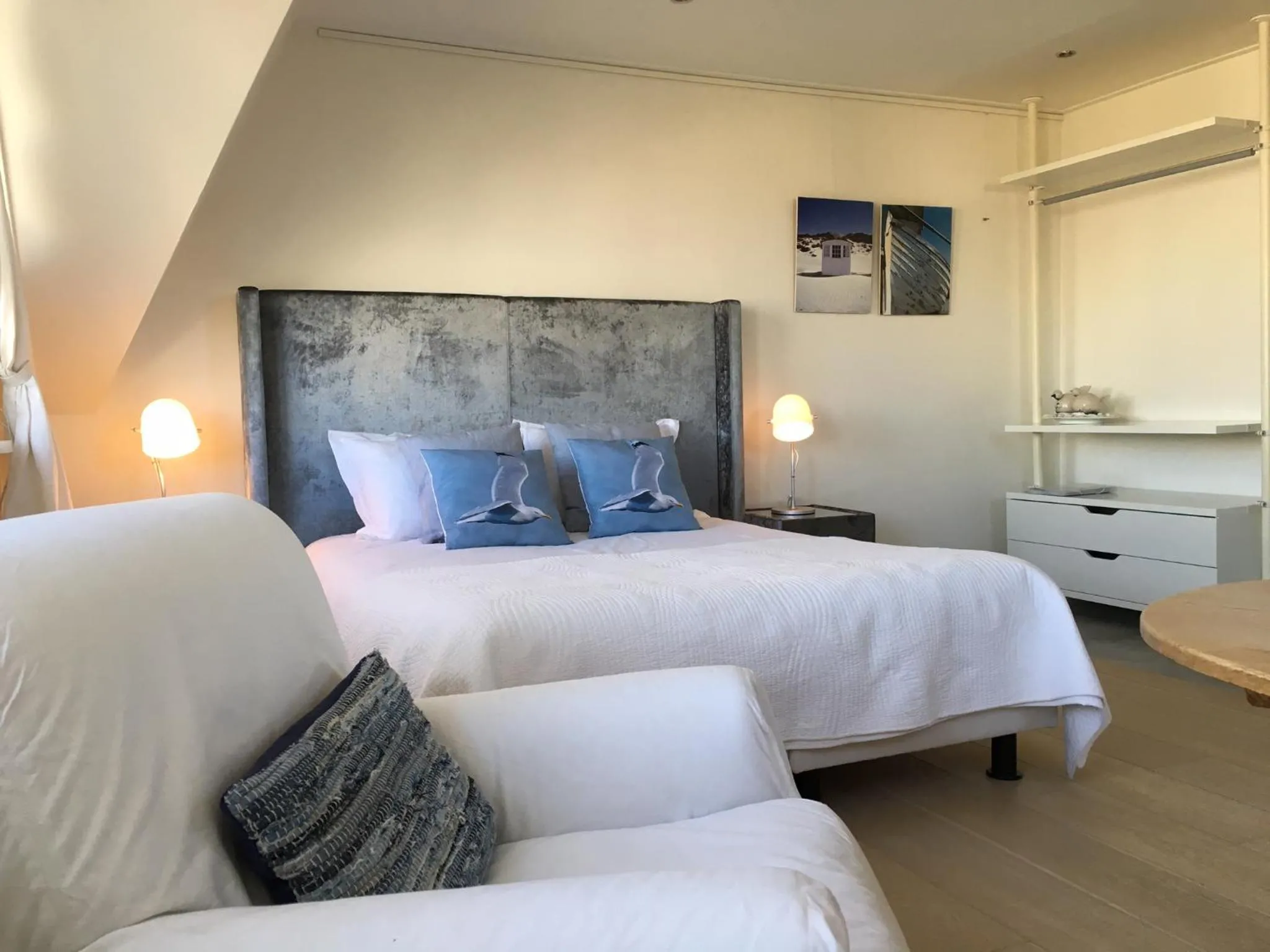 Lux Double Room with Sun Shower - single occupancy in Villa Envie