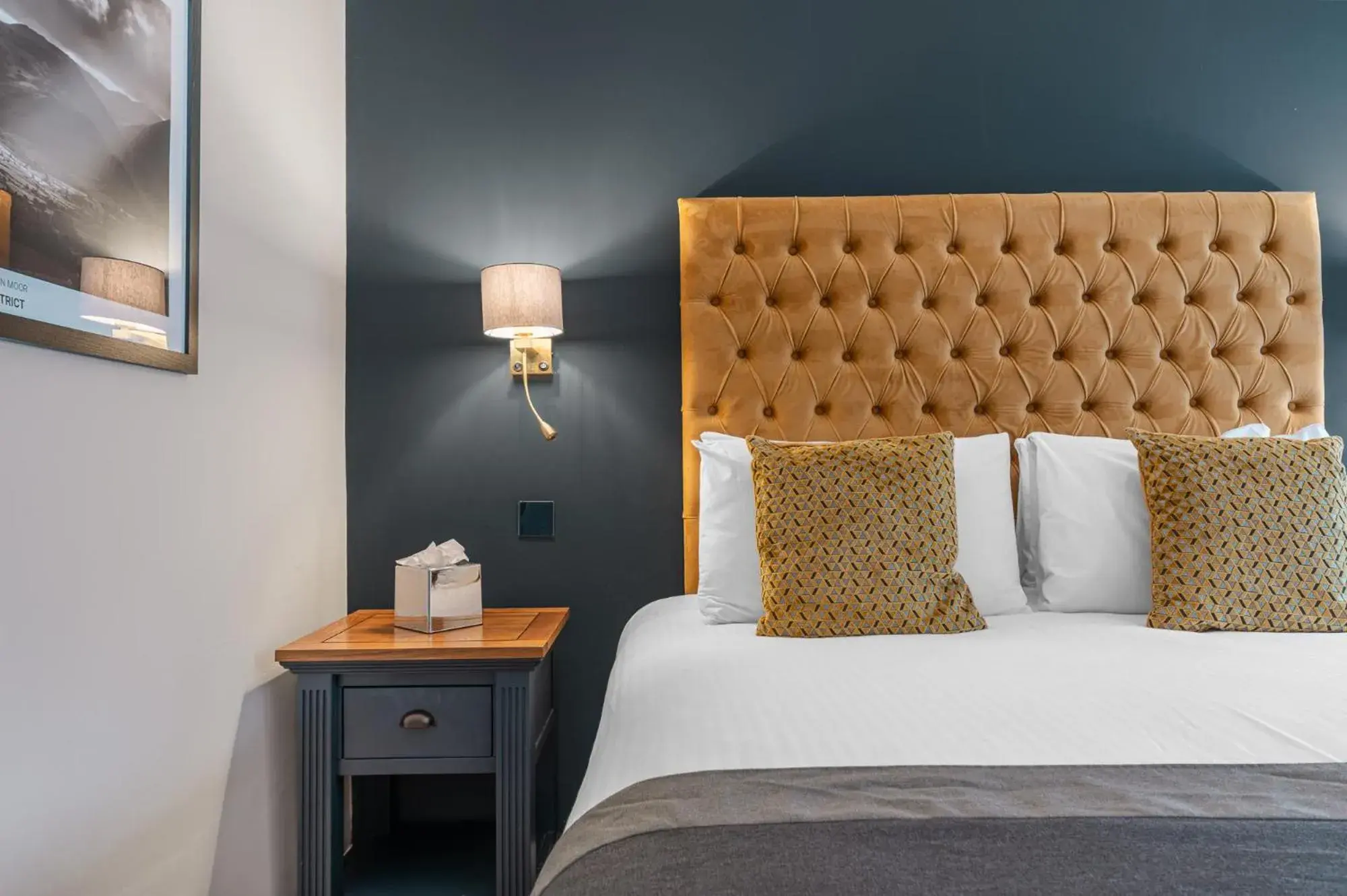 Classic King Room in The Crooklands, BW Signature Collection Classic King Room in The Crooklands, BW Signature Collection