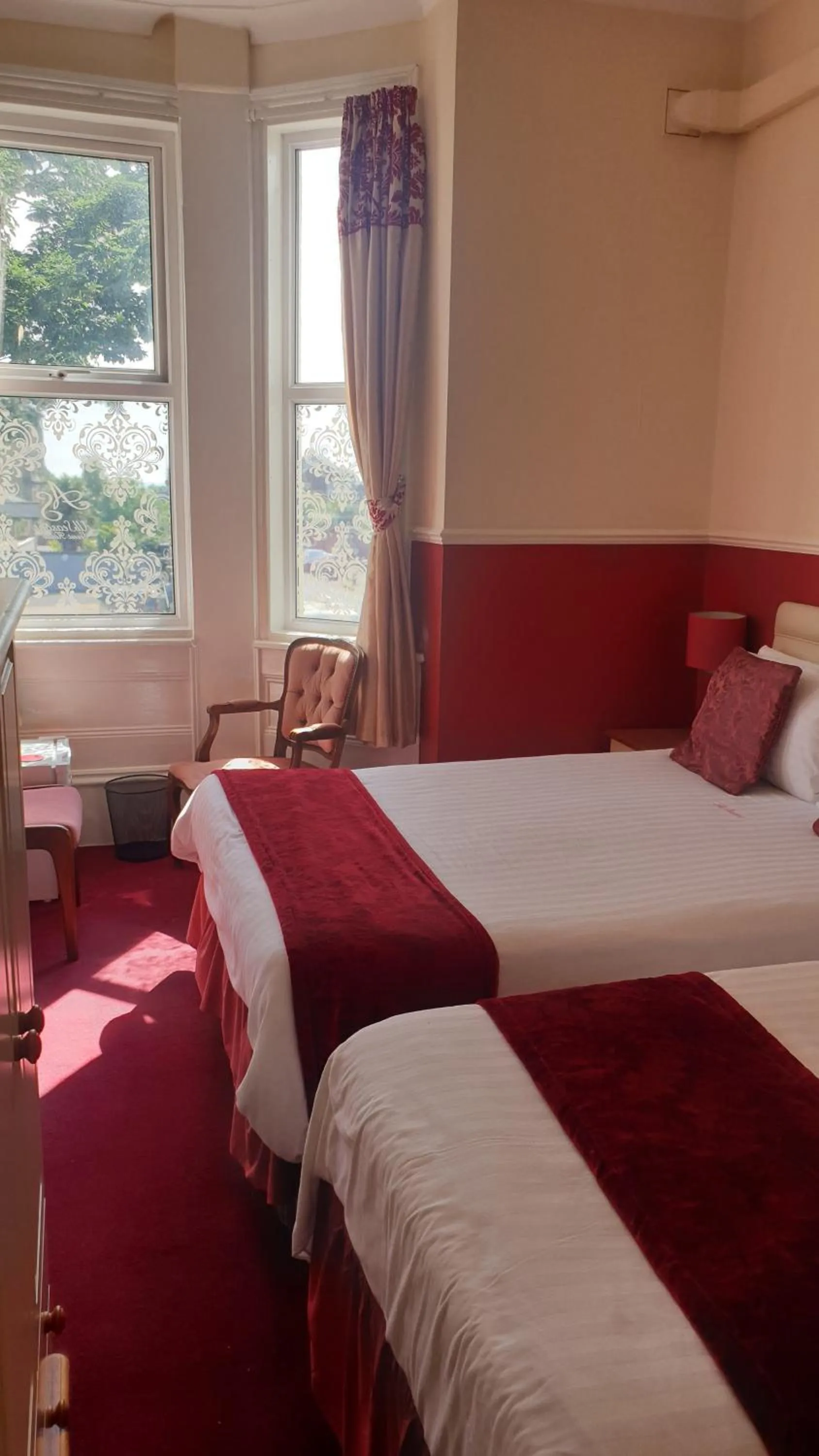 Photo of the whole room, Bed in All Seasons Guest House