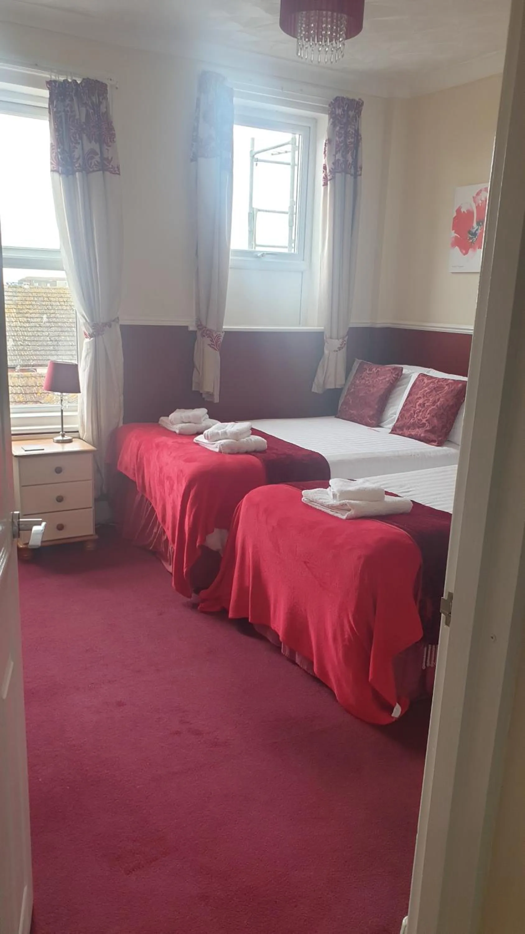 Photo of the whole room, Bed in All Seasons Guest House