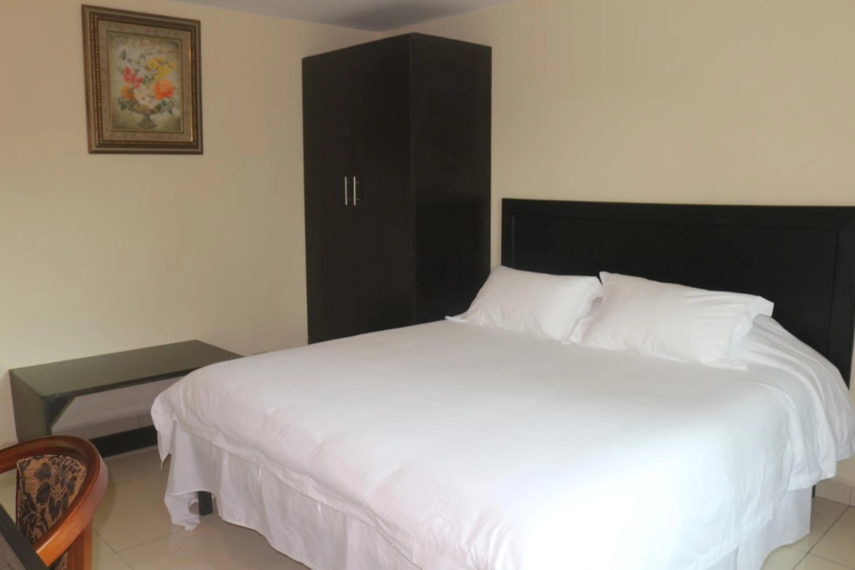 Bed in Hotel F Sur Inn