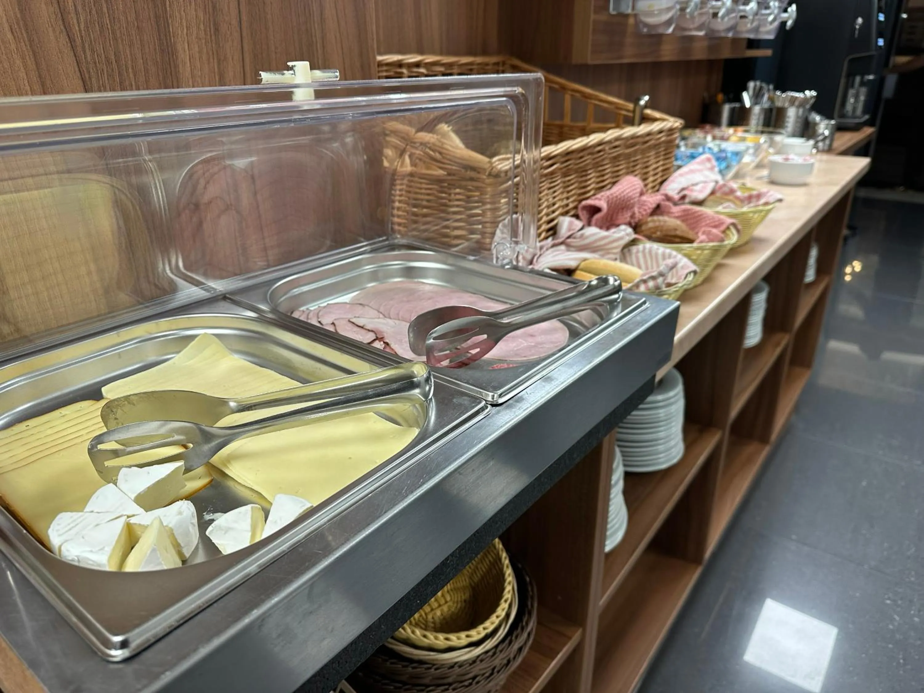 Breakfast in Hotel Palác