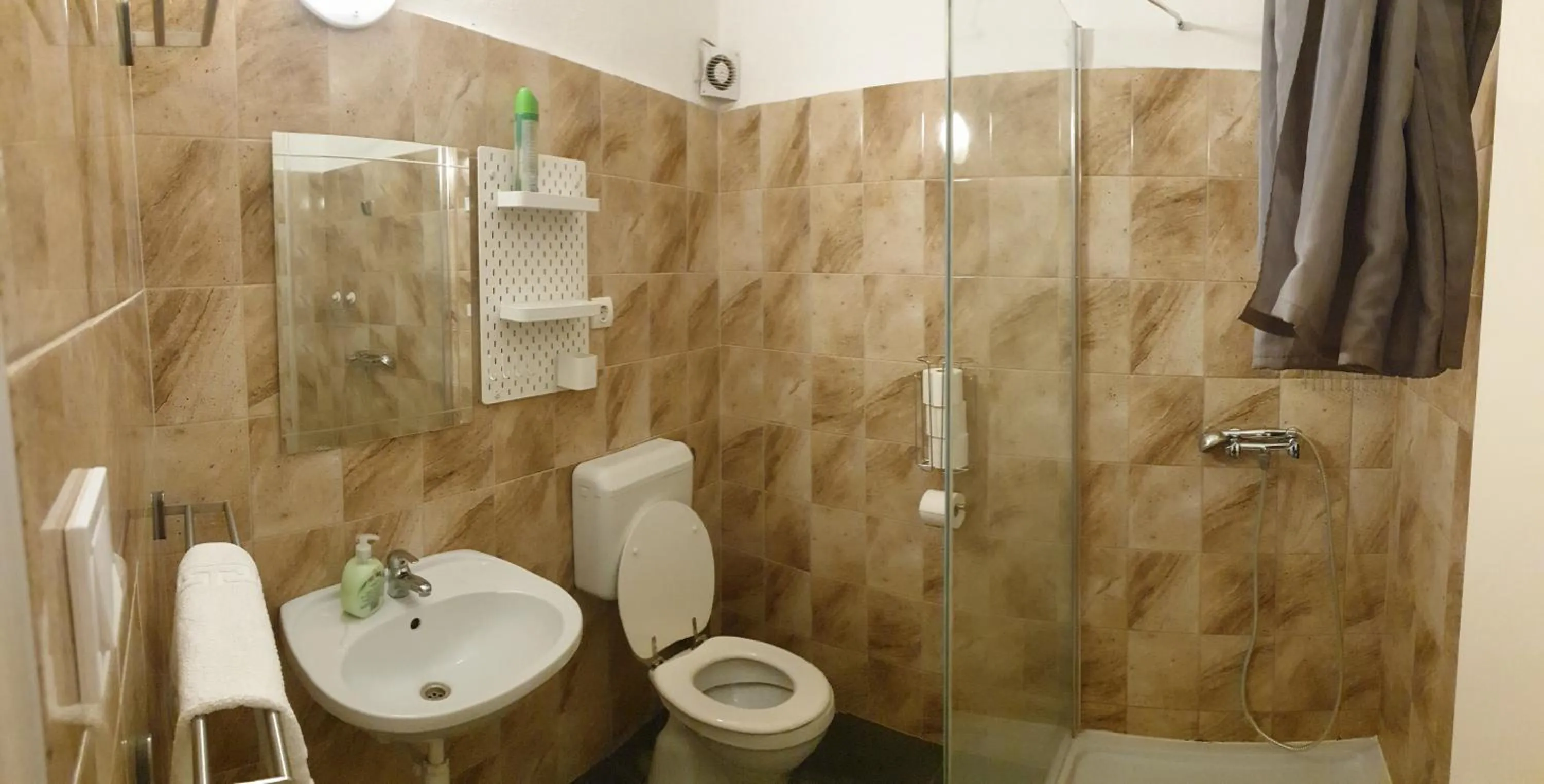 Bathroom in Jáde Panzió