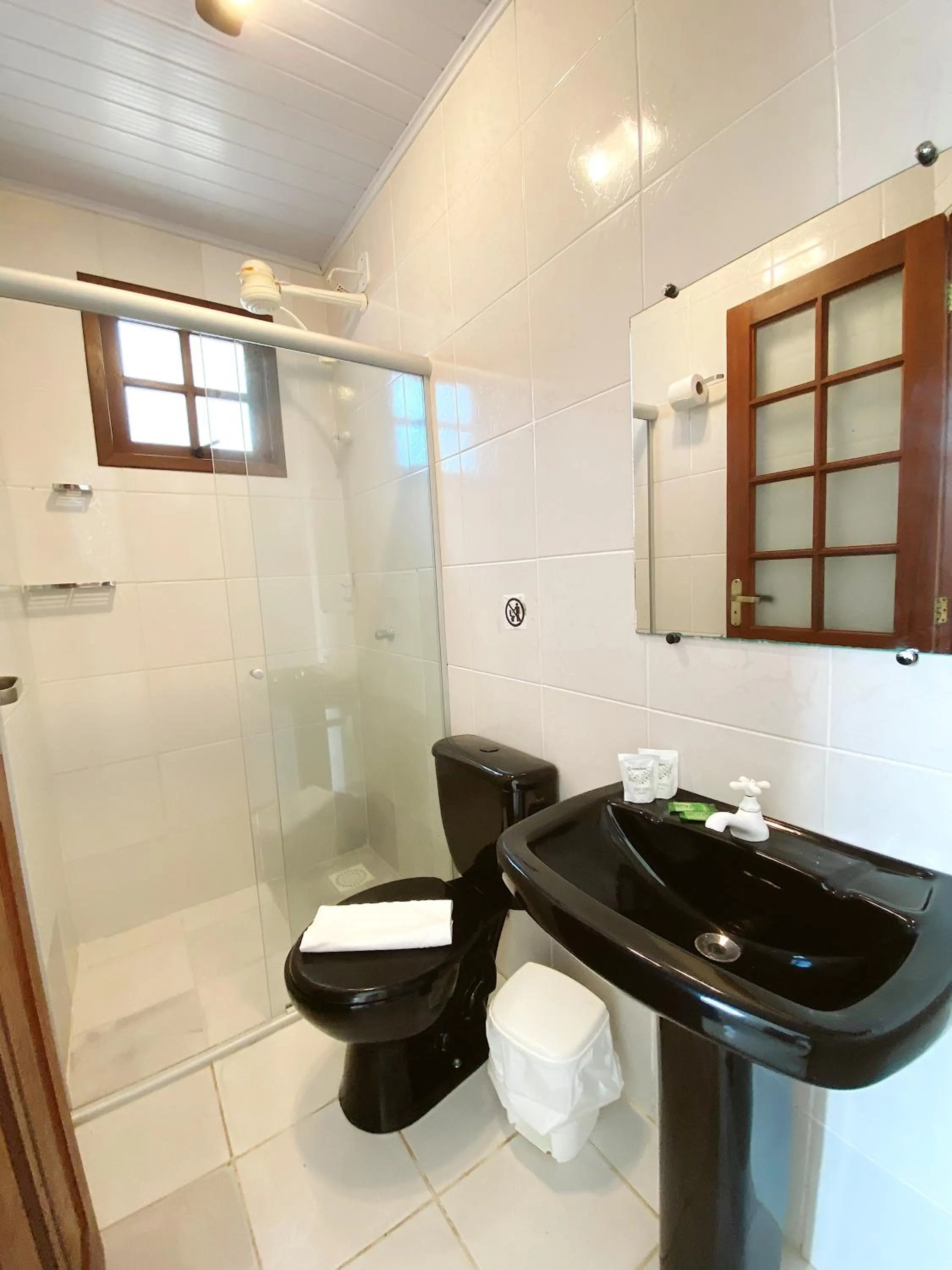 Bathroom in HOTELARE Hotel Brunello