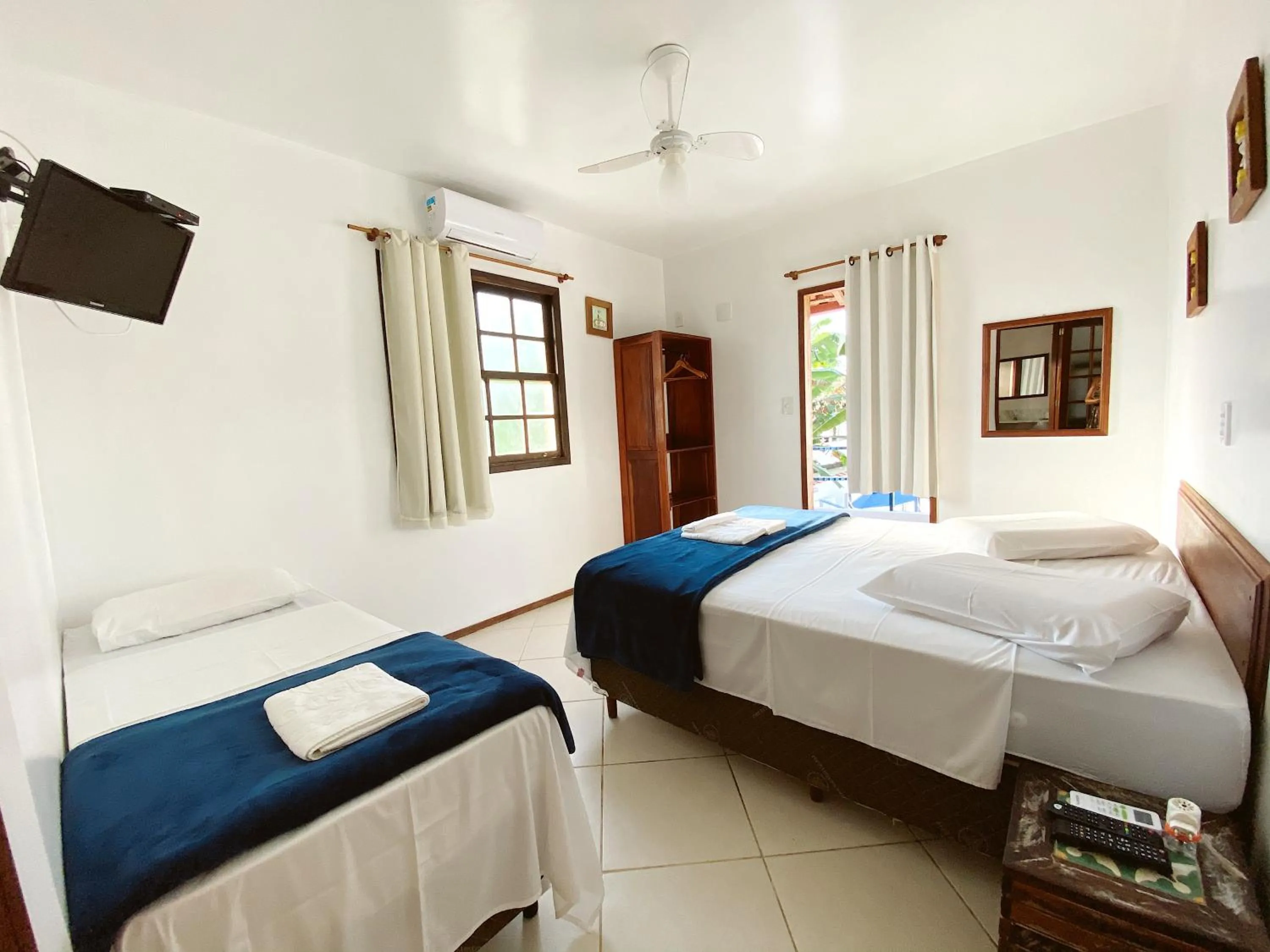 Photo of the whole room, Bed in HOTELARE Hotel Brunello