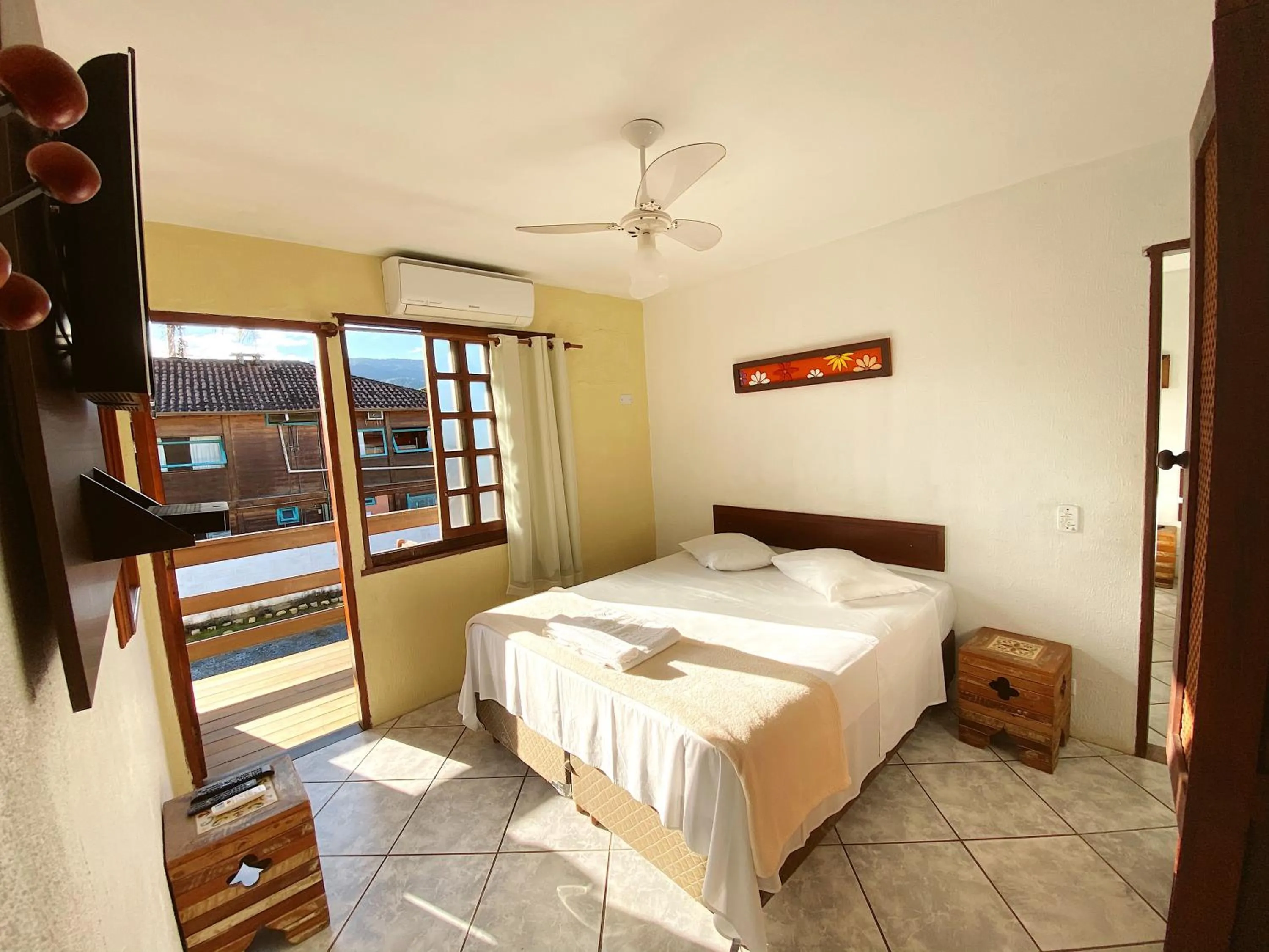 Photo of the whole room, Bed in HOTELARE Hotel Brunello