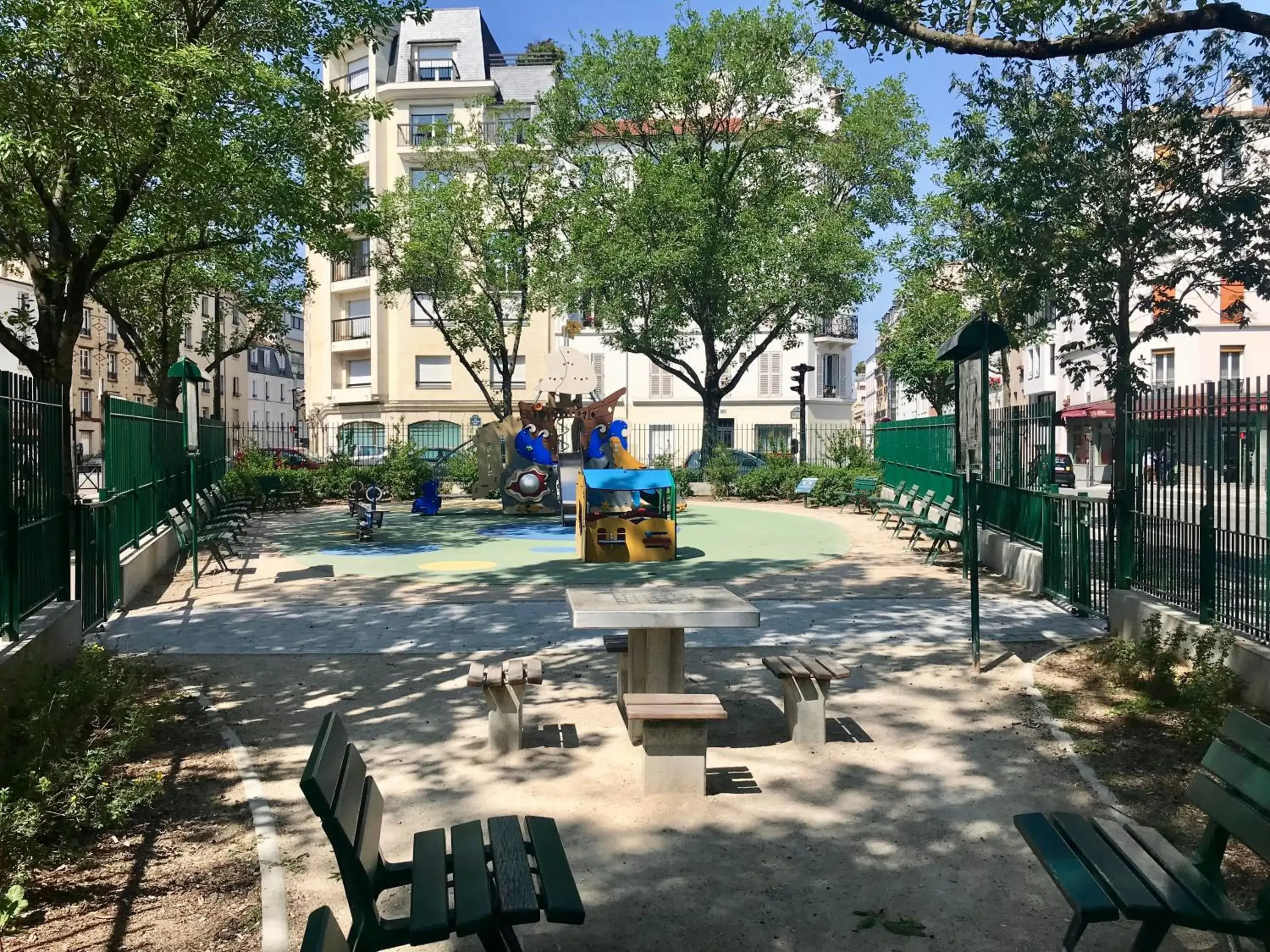 Property building in Maison Lavaud Property building in Maison Lavaud