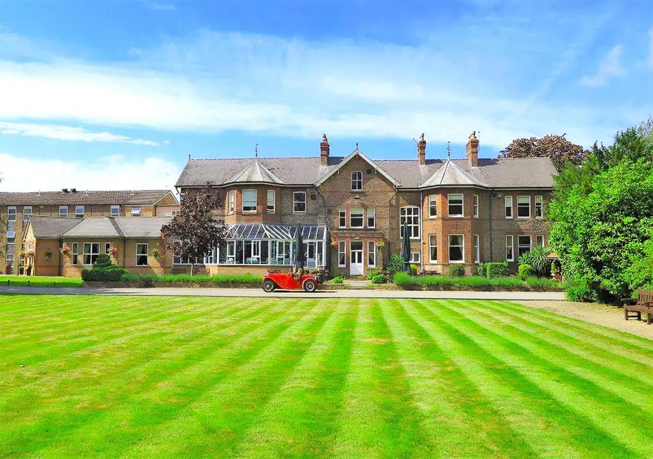 Property building in Burn Hall Hotel Property building in Burn Hall Hotel