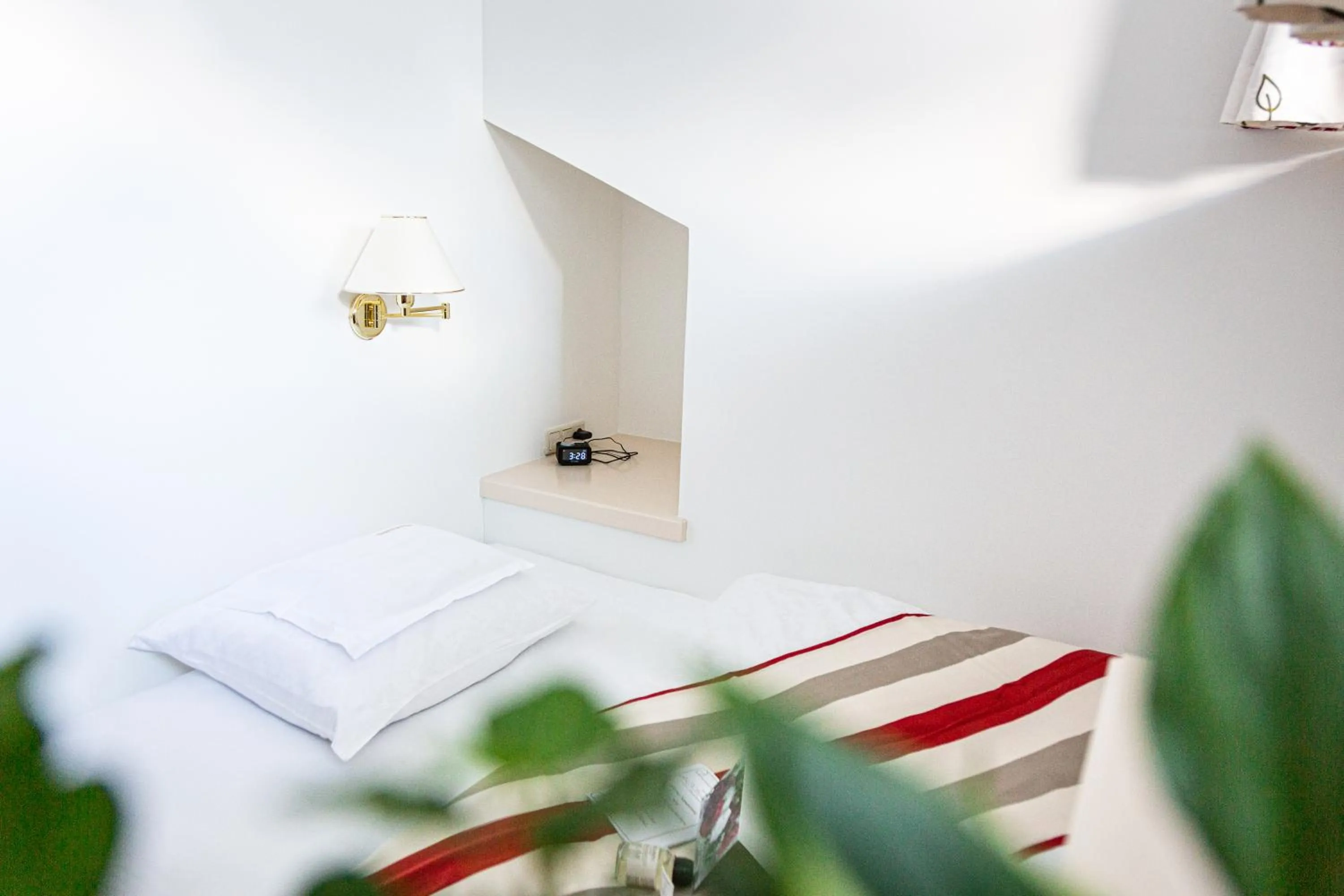 Bed in Hotel Albona Nova