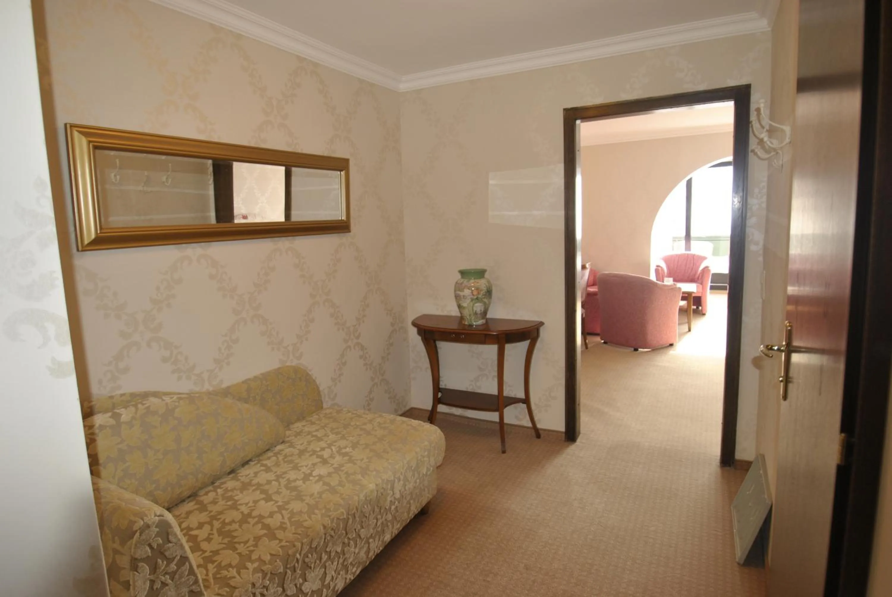 Bedroom in Hotel Albona Nova