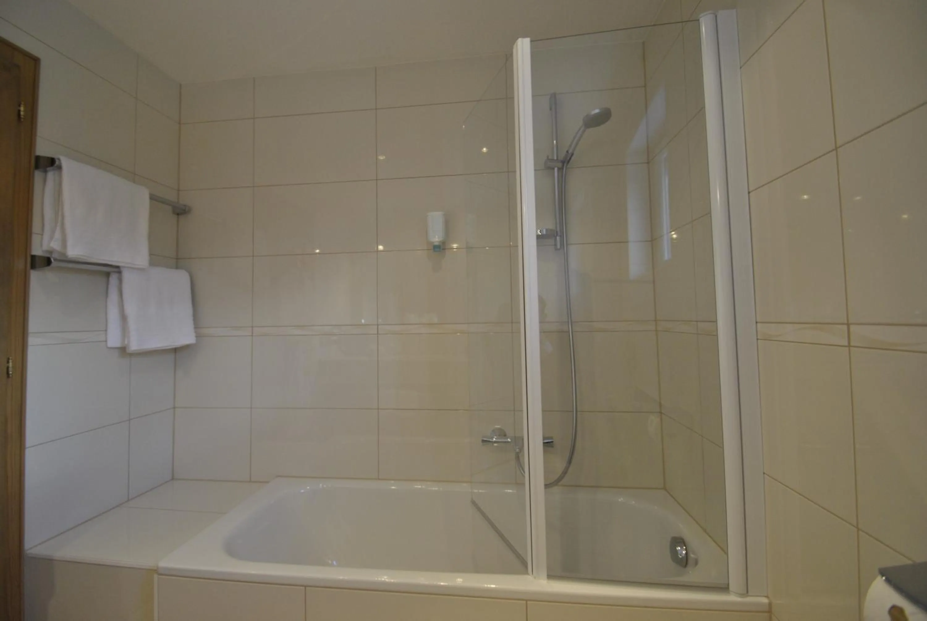 Bathroom in Hotel Albona Nova