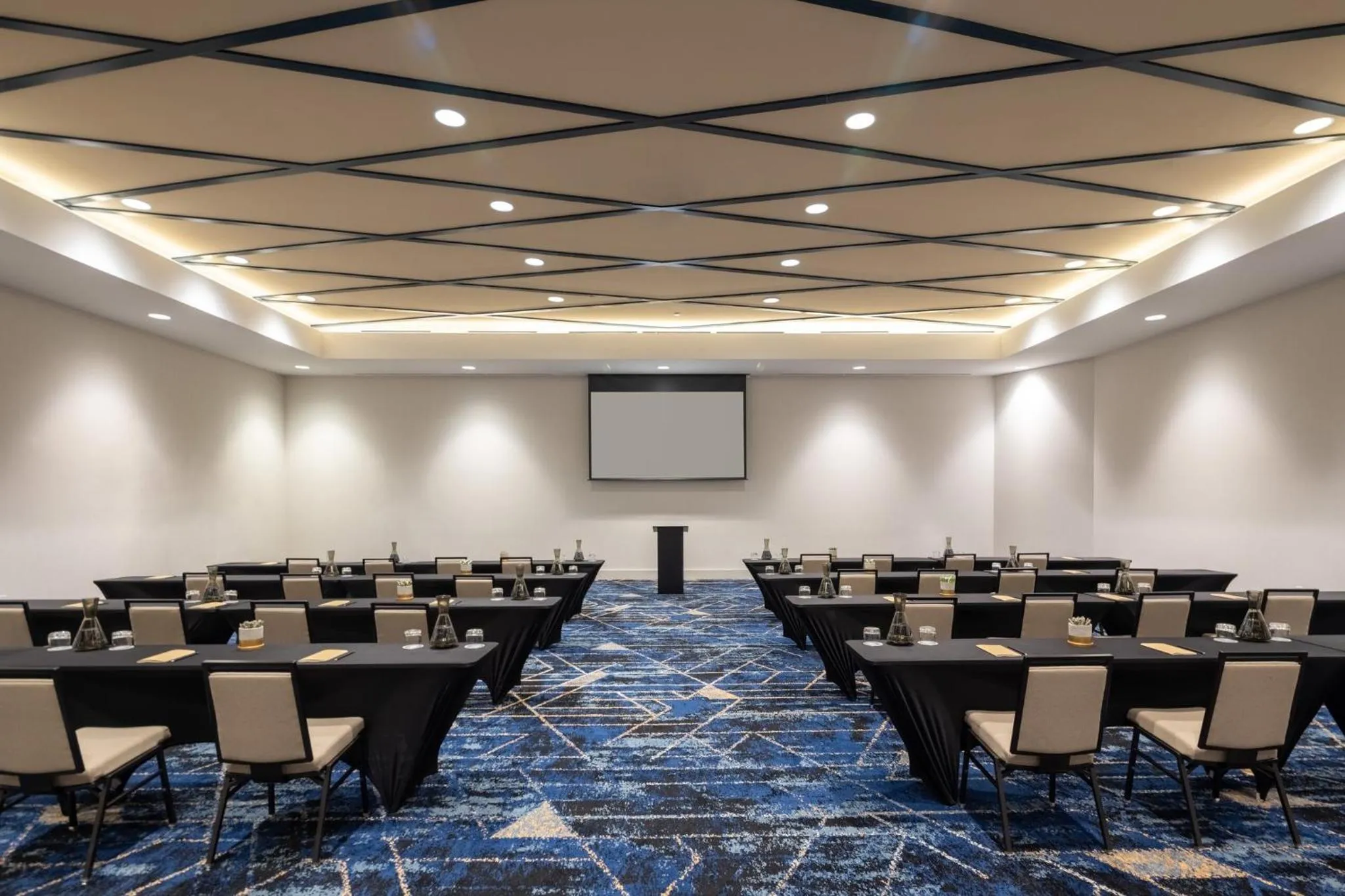 Meeting/conference room in Crowne Plaza Atlanta NE - Norcross by IHG