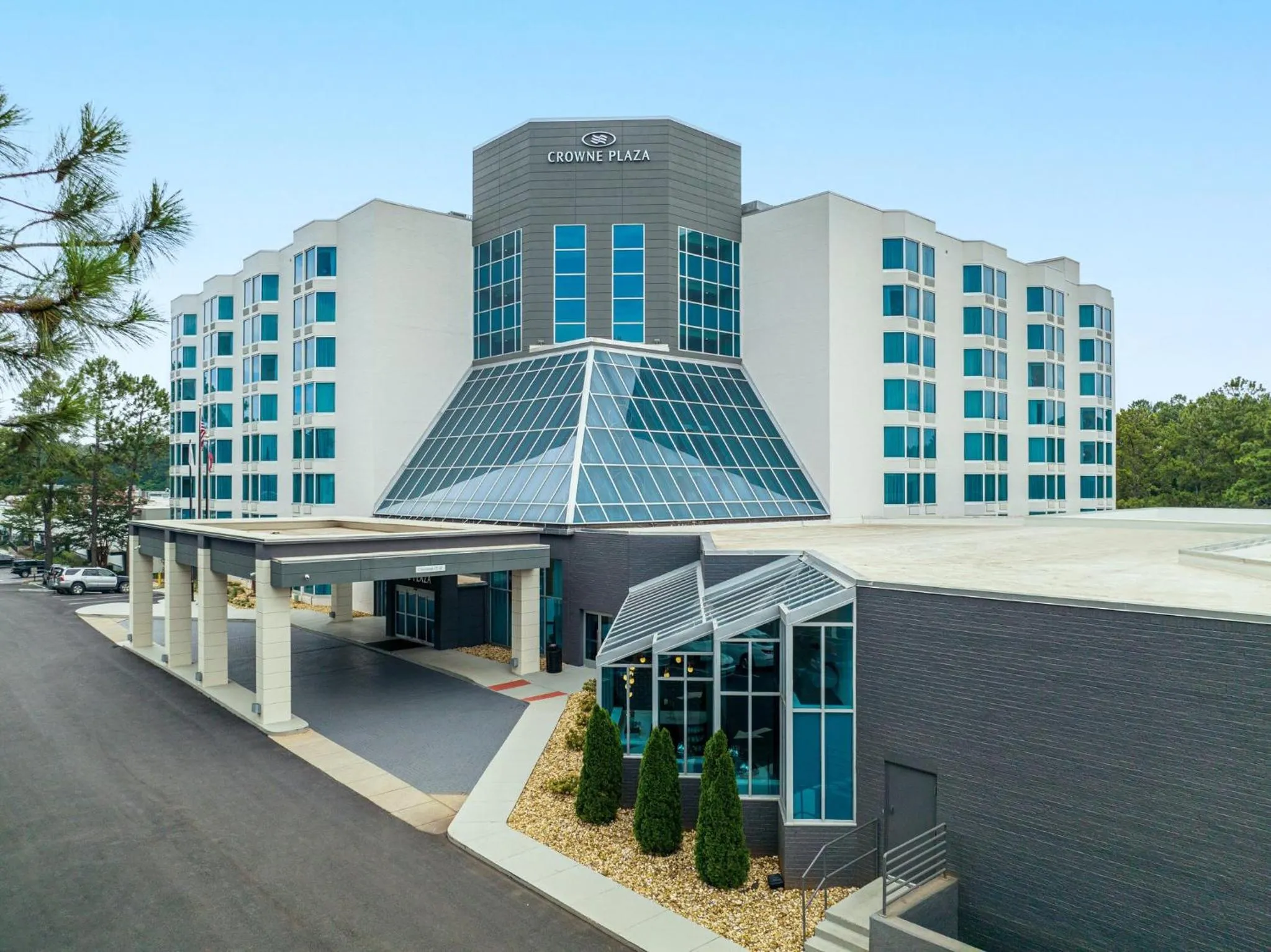 Property building in Crowne Plaza Atlanta NE - Norcross by IHG