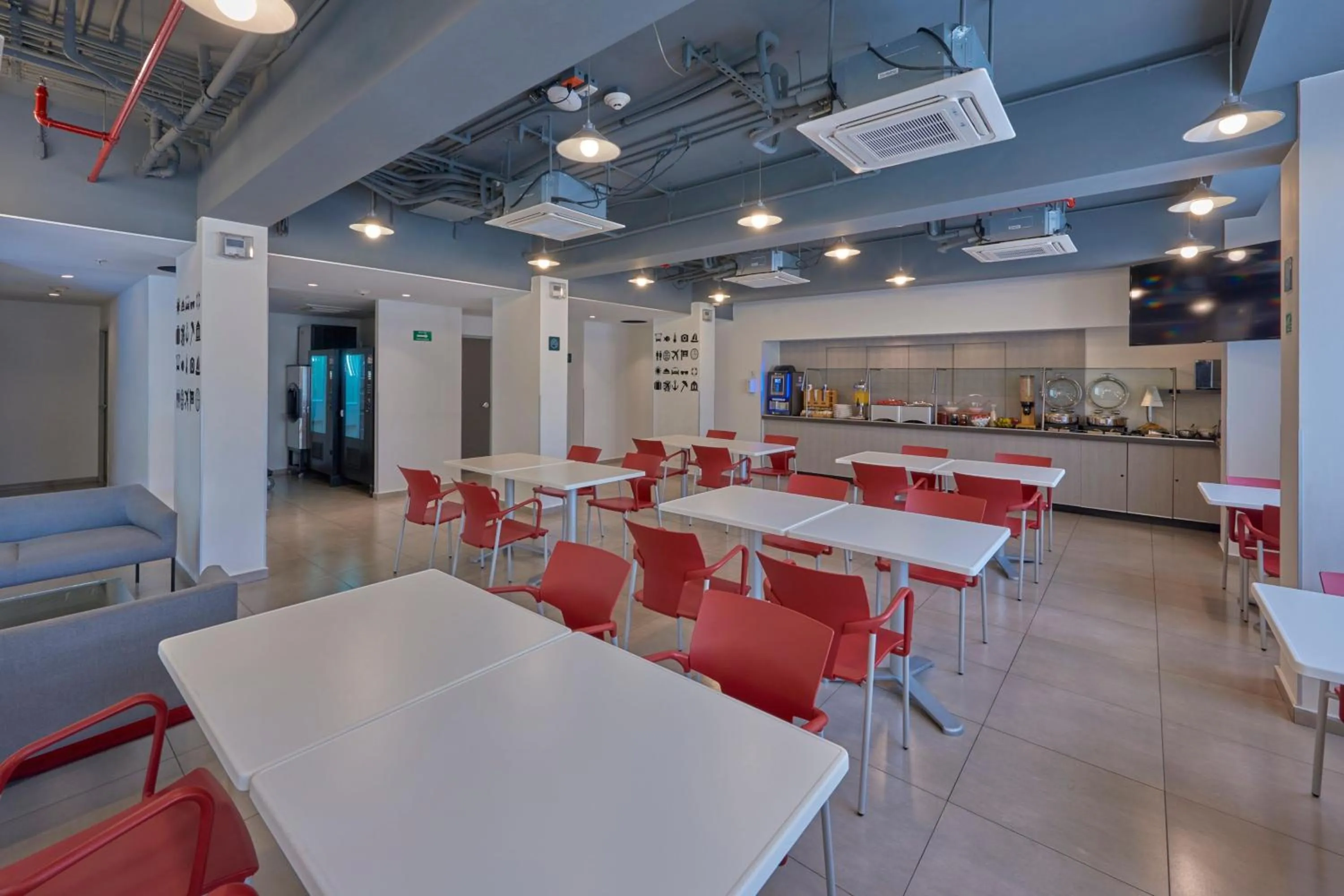 Breakfast in City Express Junior by Marriott Guadalajara Periferico Sur