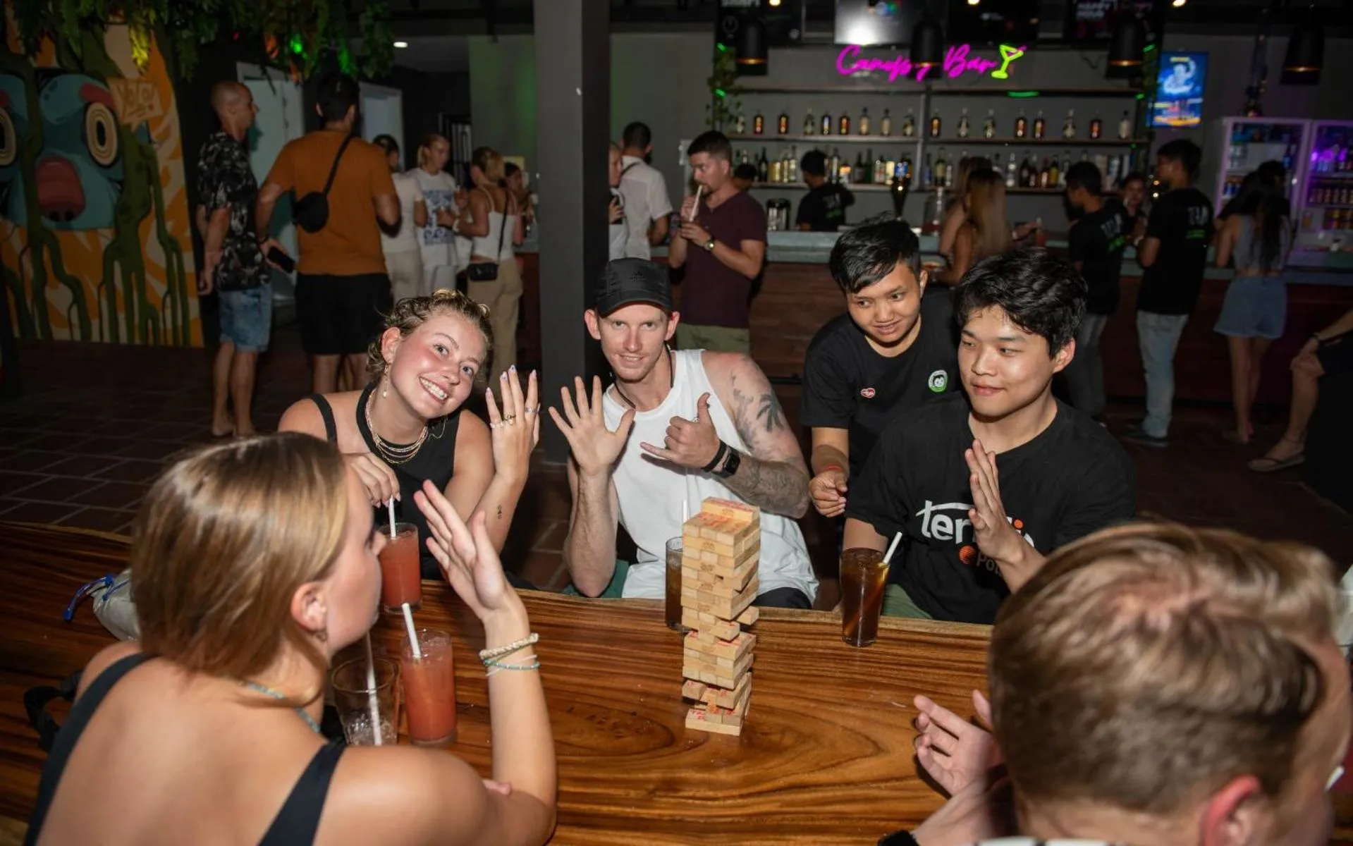 Lounge or bar in Mad Monkey Hostel Siem Reap