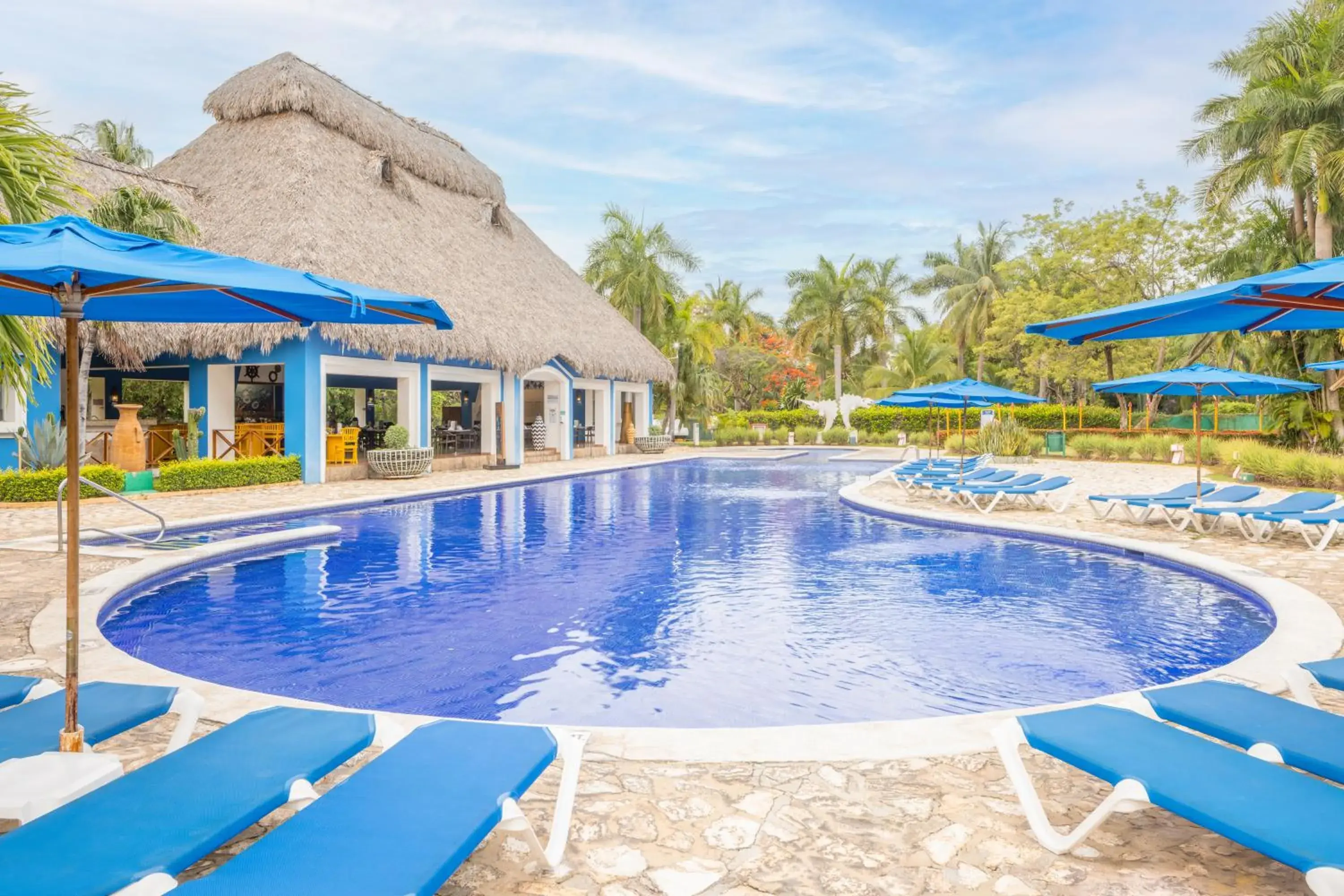 Swimming pool in Royal Decameron Salinitas - All Inclusive Swimming pool in Royal Decameron Salinitas - All Inclusive