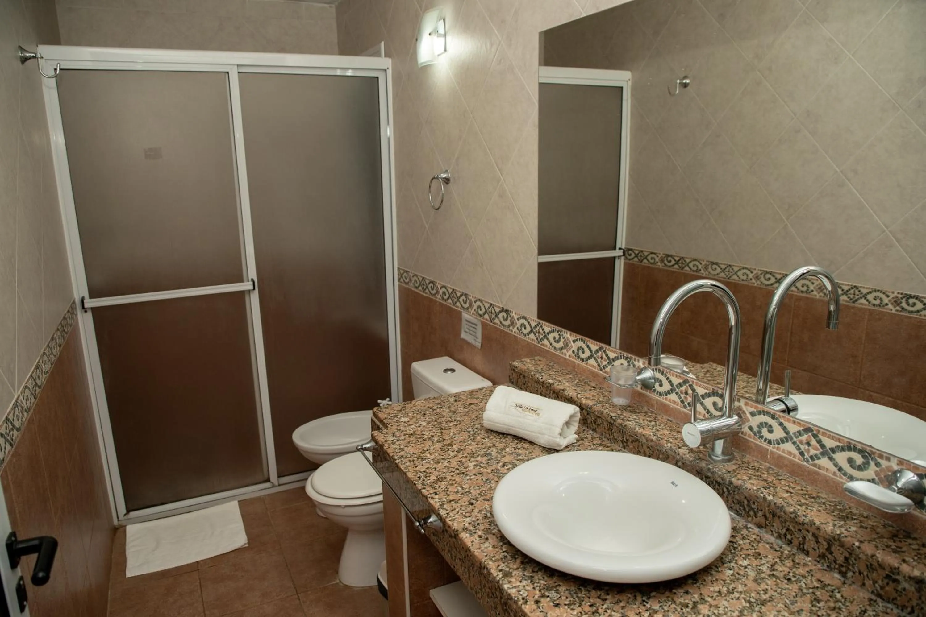 Bathroom in Villa La Font Apart Hotel & Spa