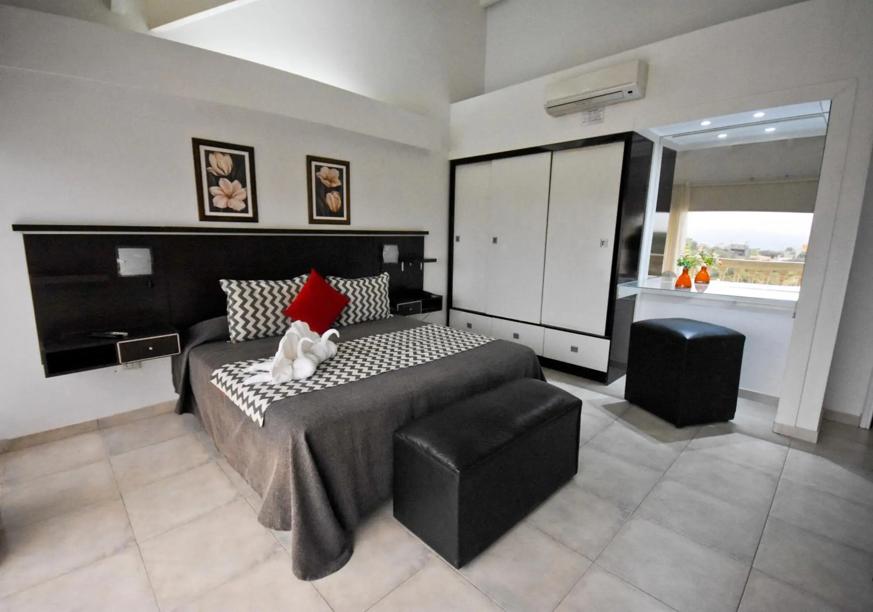 Photo of the whole room in Villa La Font Apart Hotel & Spa