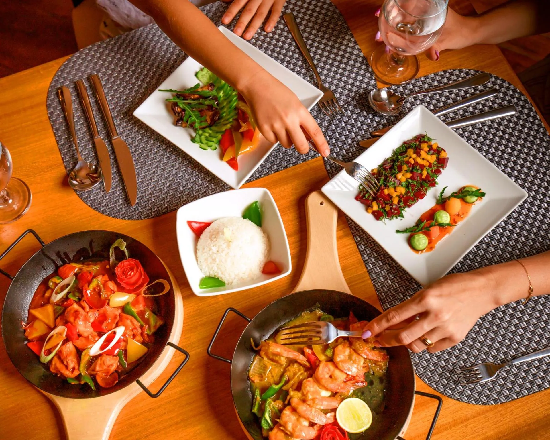 Food in Pickalbatros Hôtel Du Golf - Adults Friendly 16 Years Plus- All-Inclusive