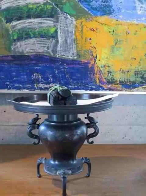 Decorative detail in AH87 Osaka