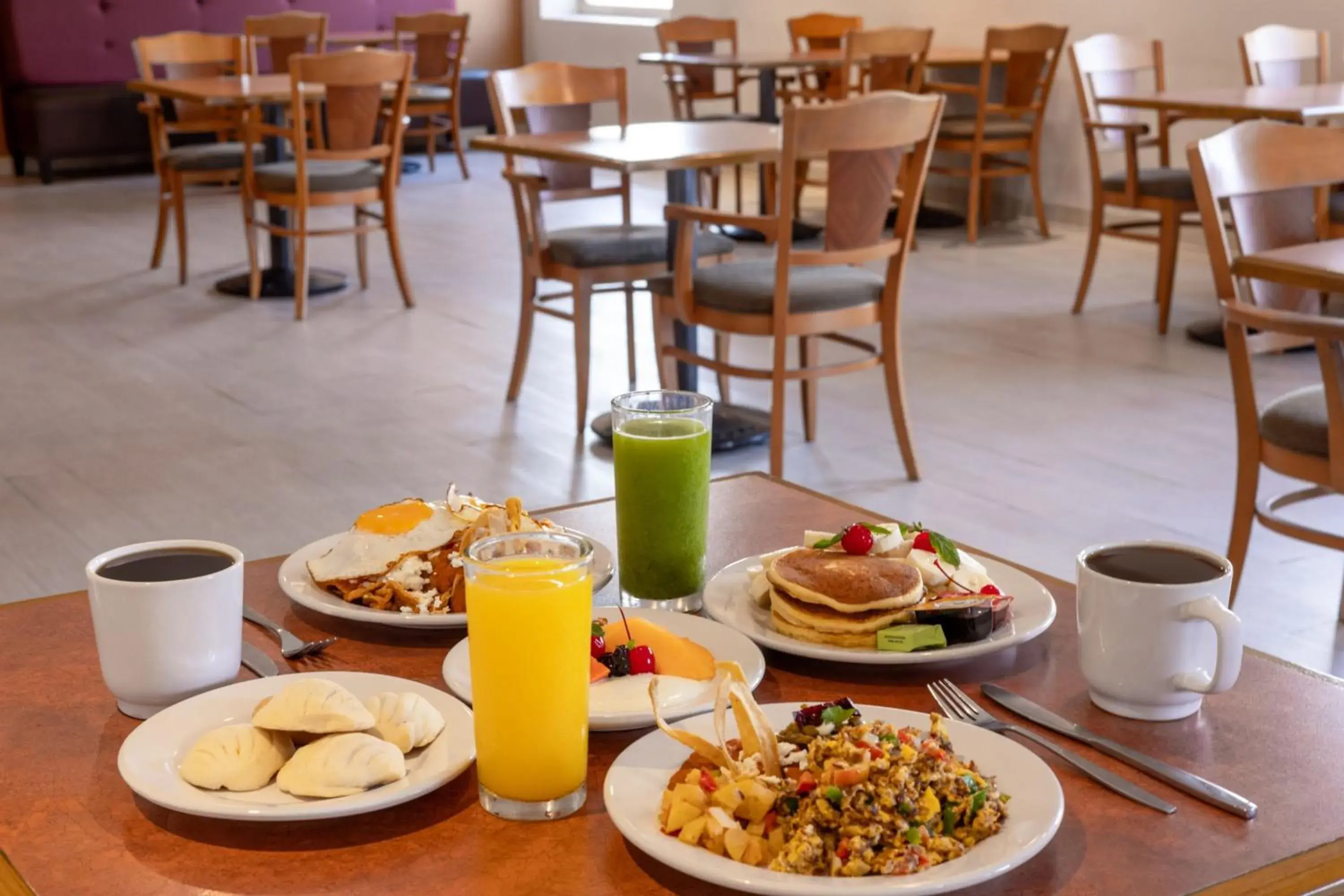 Breakfast in Four Points by Sheraton Monterrey Linda Vista Breakfast in Four Points by Sheraton Monterrey Linda Vista