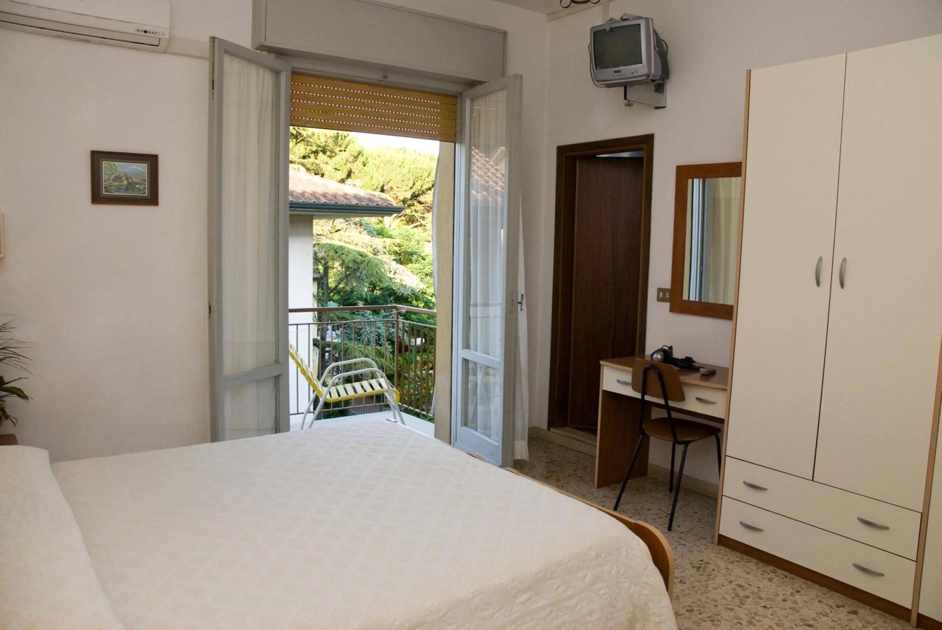 Bedroom, Bed in Hotel Carezza