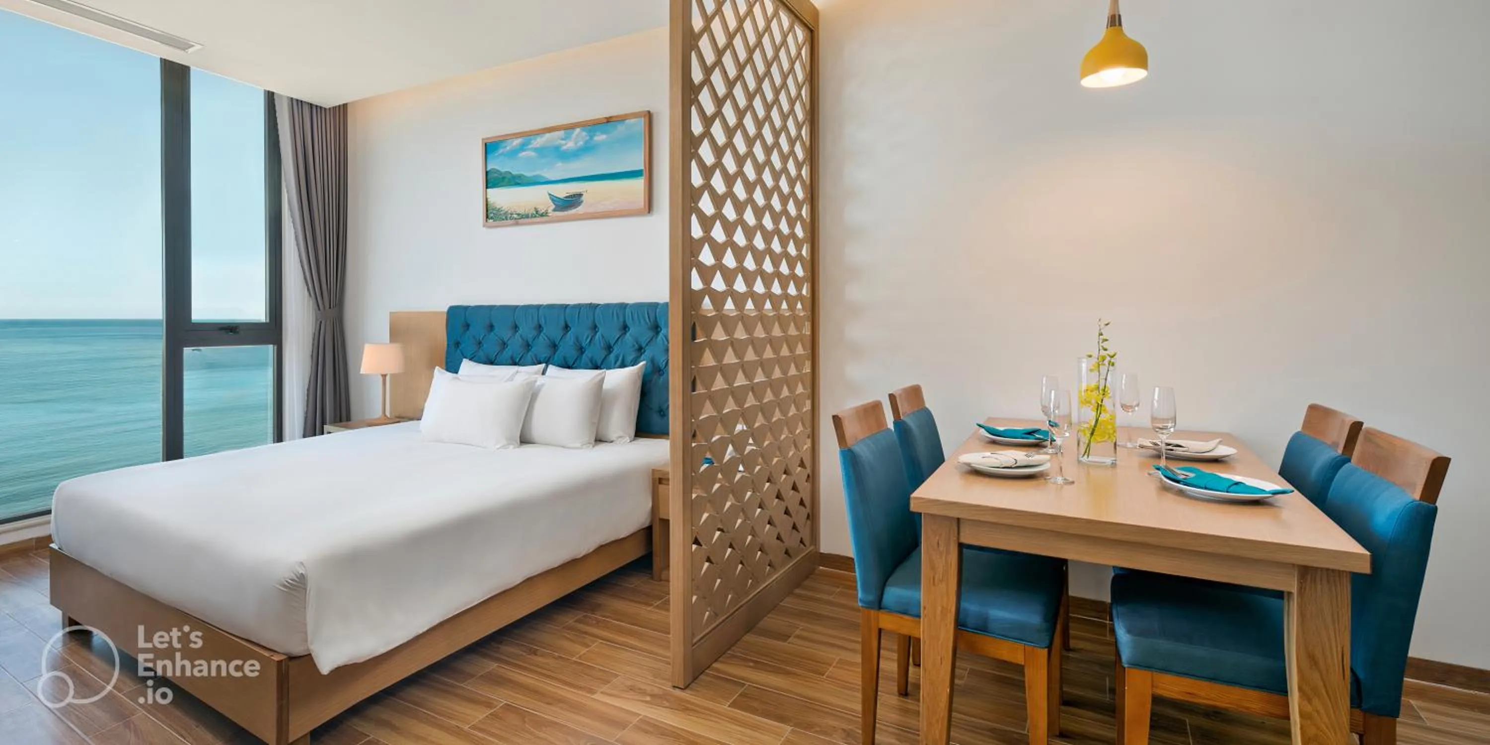 Sea view, Bed in Seashore Hotel & Apartment