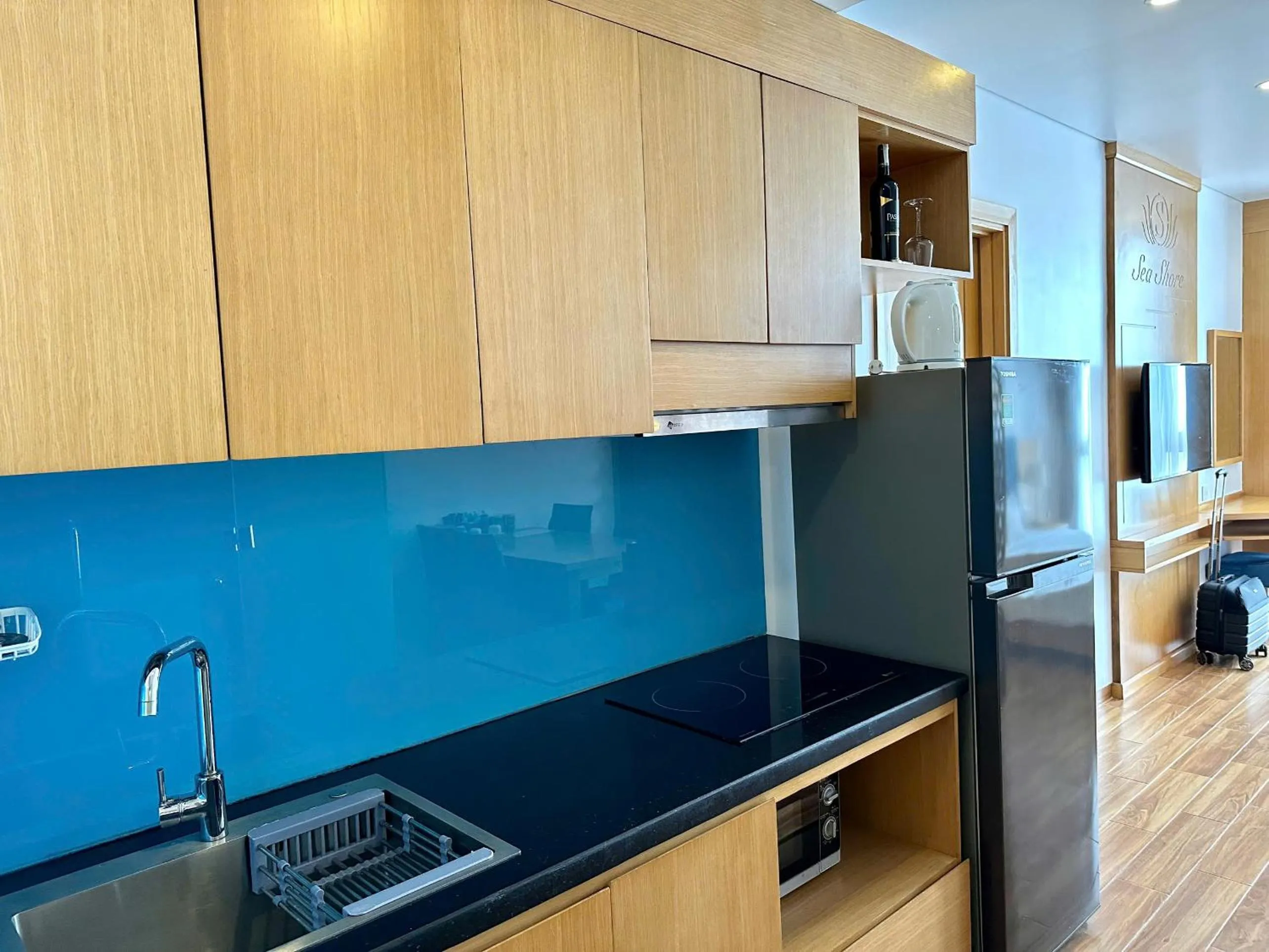 Kitchen or kitchenette in Seashore Hotel & Apartment