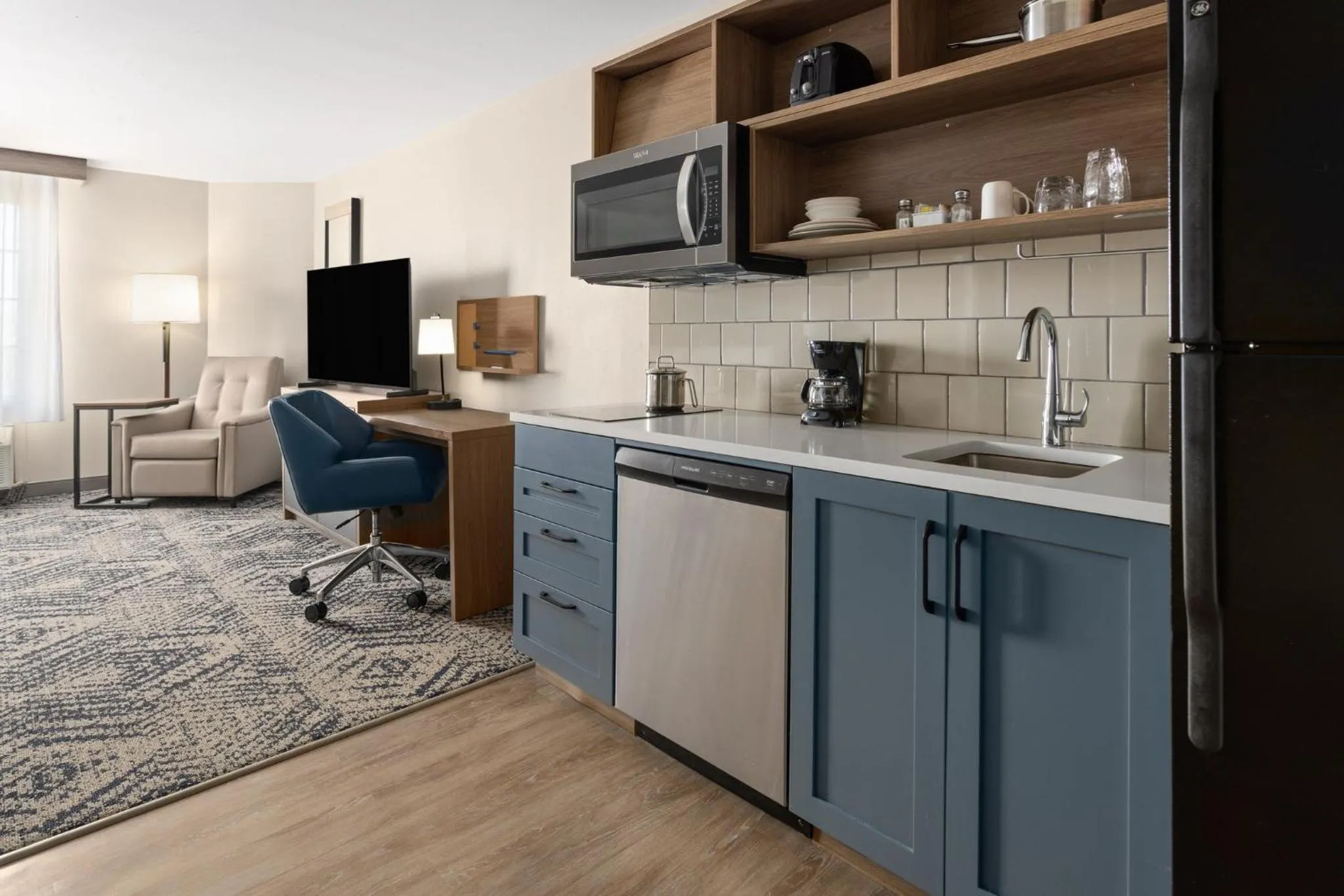 Photo of the whole room in Candlewood Suites Chambersburg by IHG