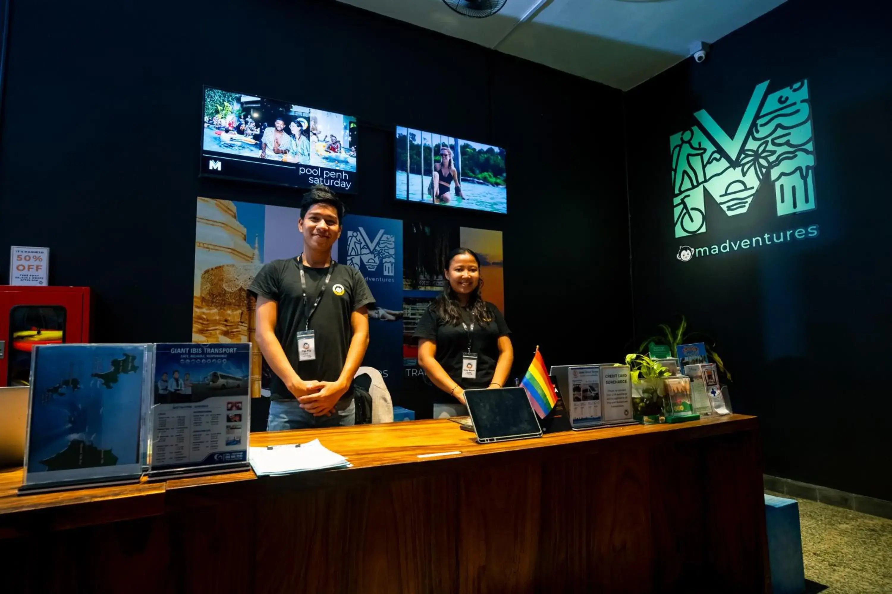 Lobby or reception in Mad Monkey Hostel Phnom Penh Lobby or reception in Mad Monkey Hostel Phnom Penh