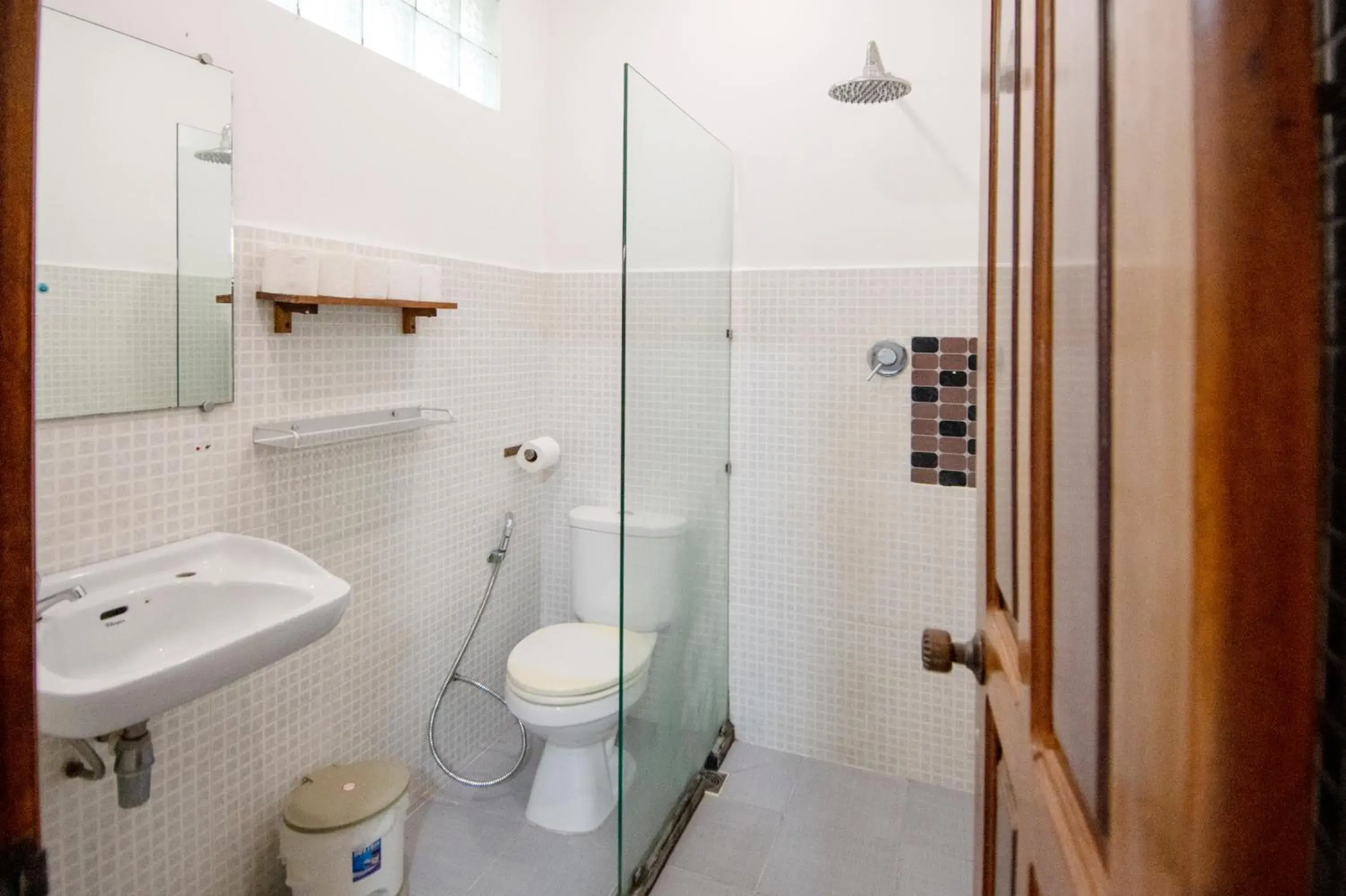 Bathroom in Mad Monkey Hostel Phnom Penh Bathroom in Mad Monkey Hostel Phnom Penh