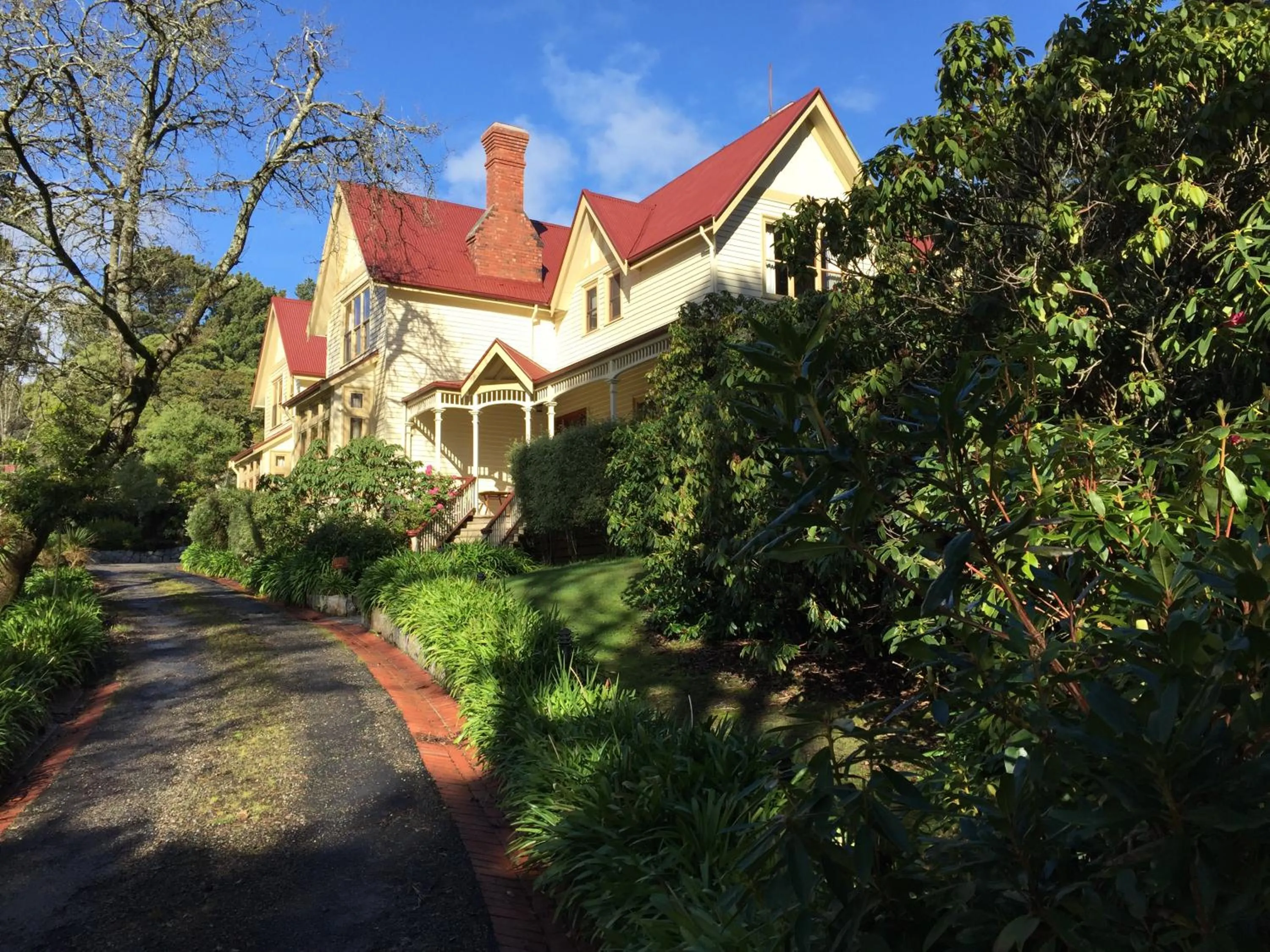 Facade/entrance in Franklin Manor