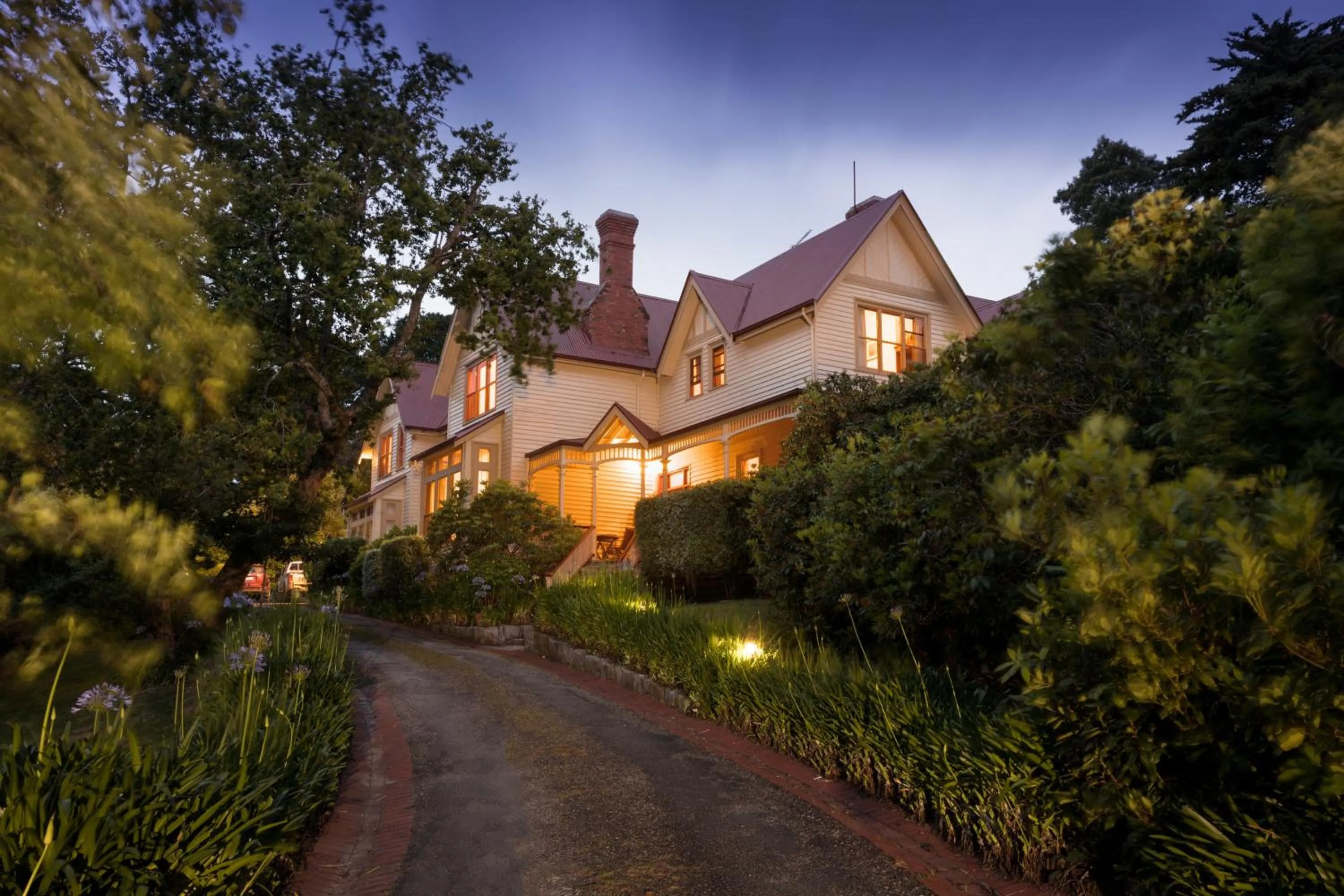 Facade/entrance in Franklin Manor