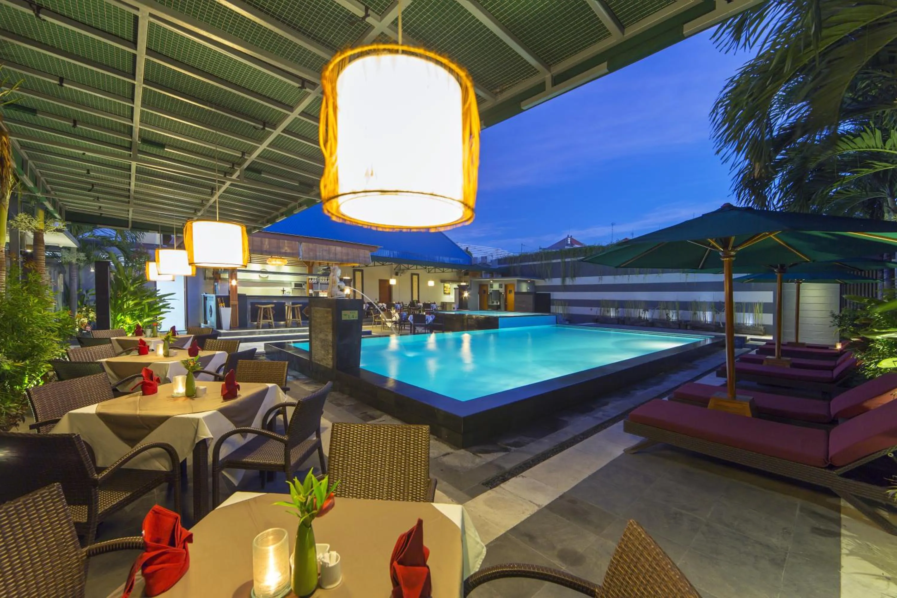 Restaurant/places to eat in The Banyumas Villa