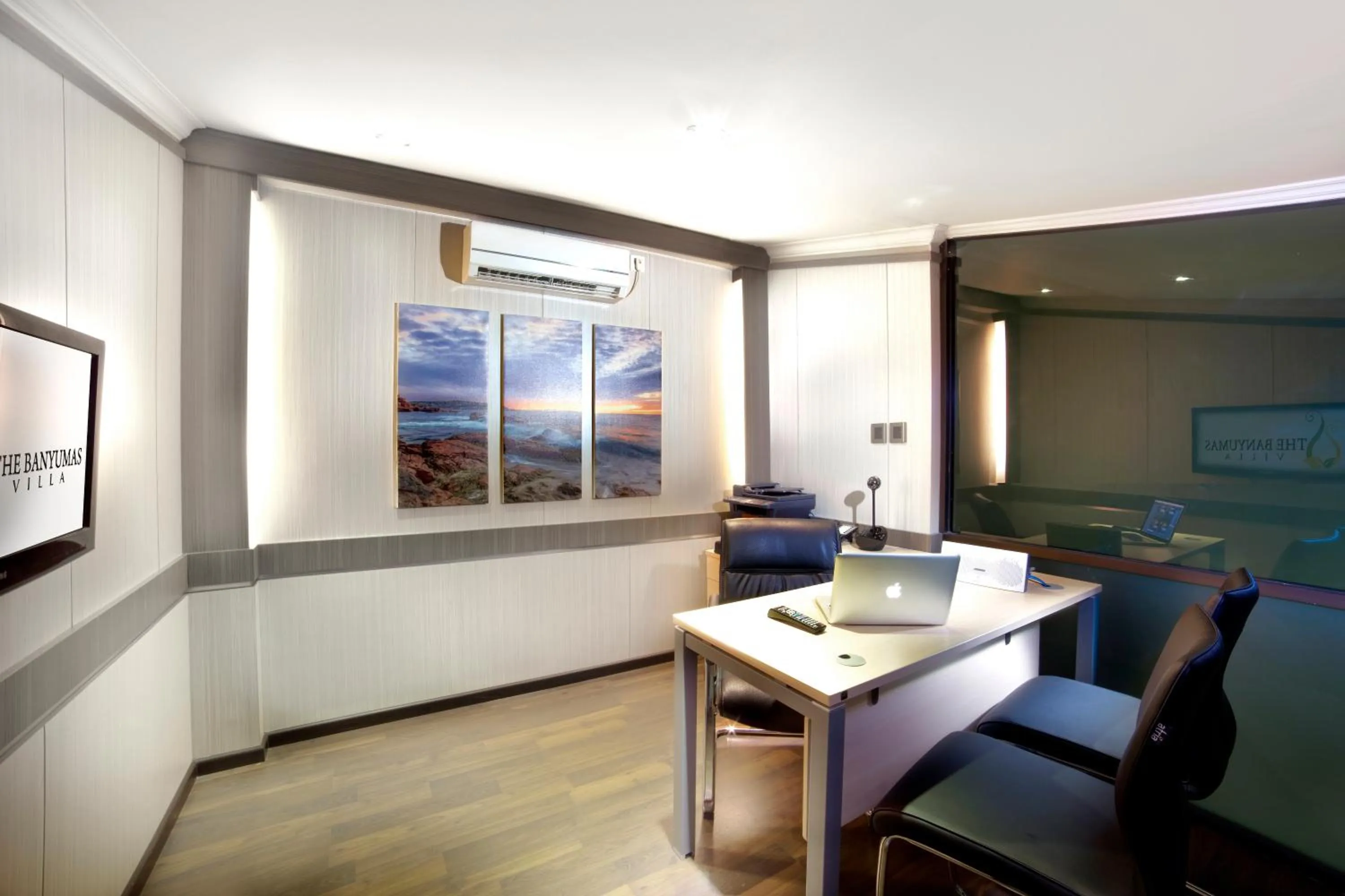 Photo of the whole room in The Banyumas Villa