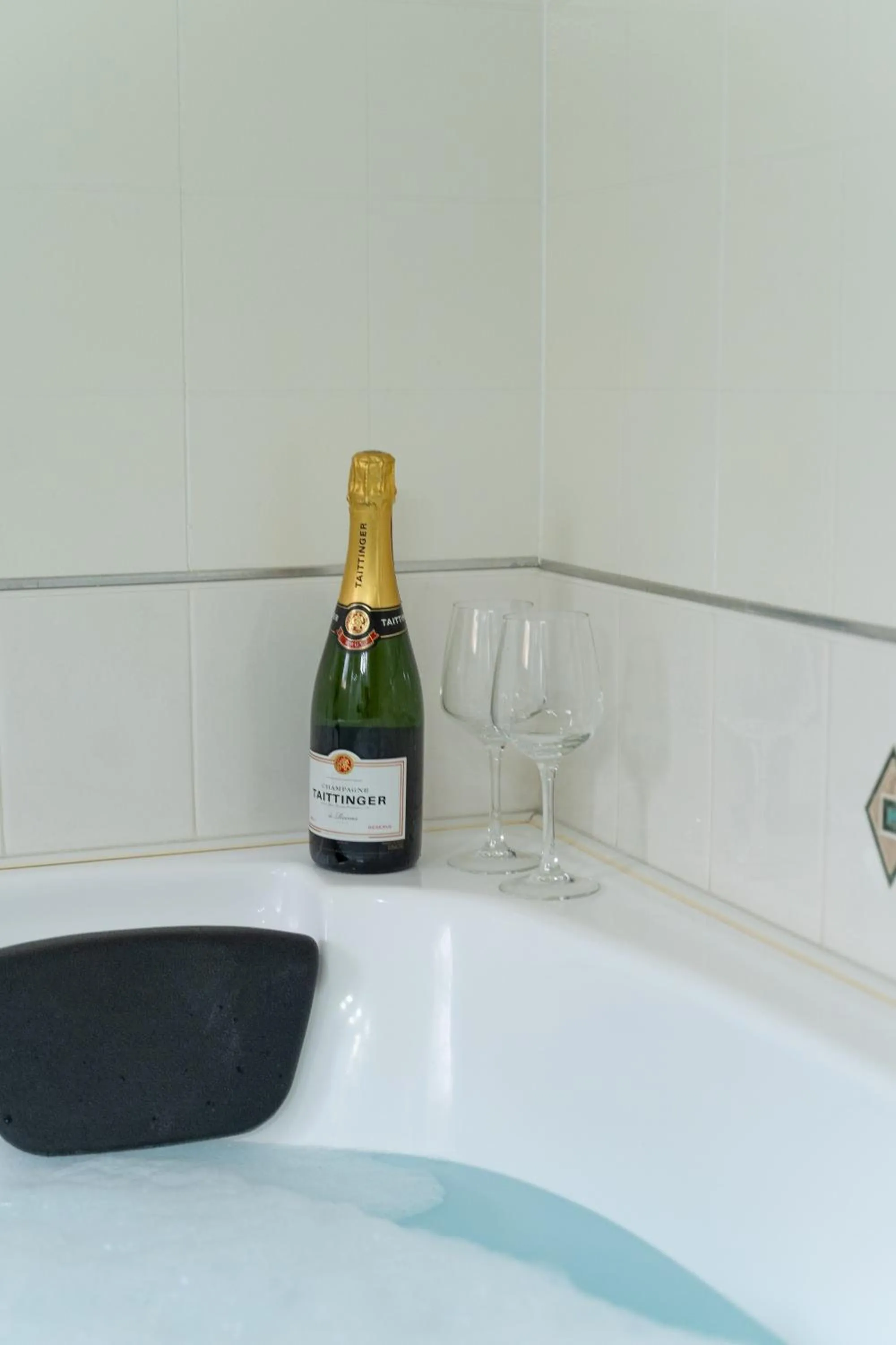 Pacific Coast Motor Lodge