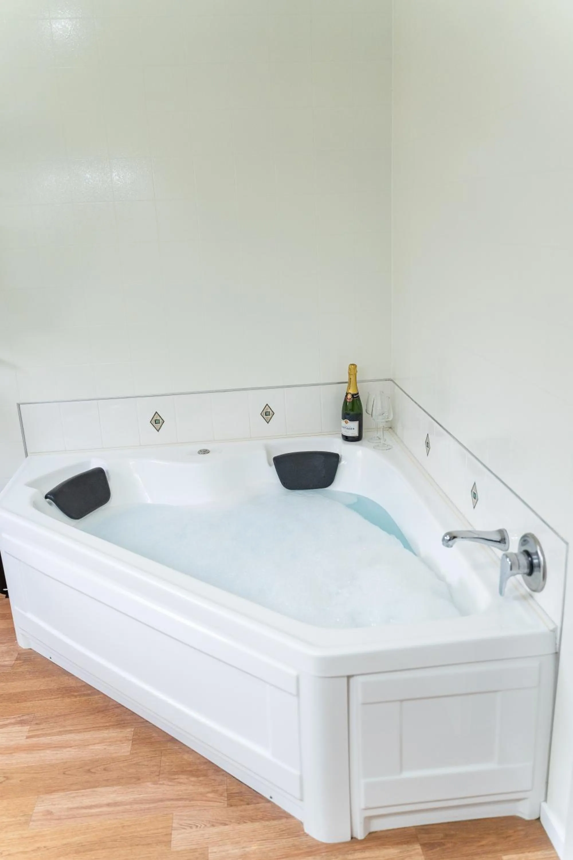 Pacific Coast Motor Lodge