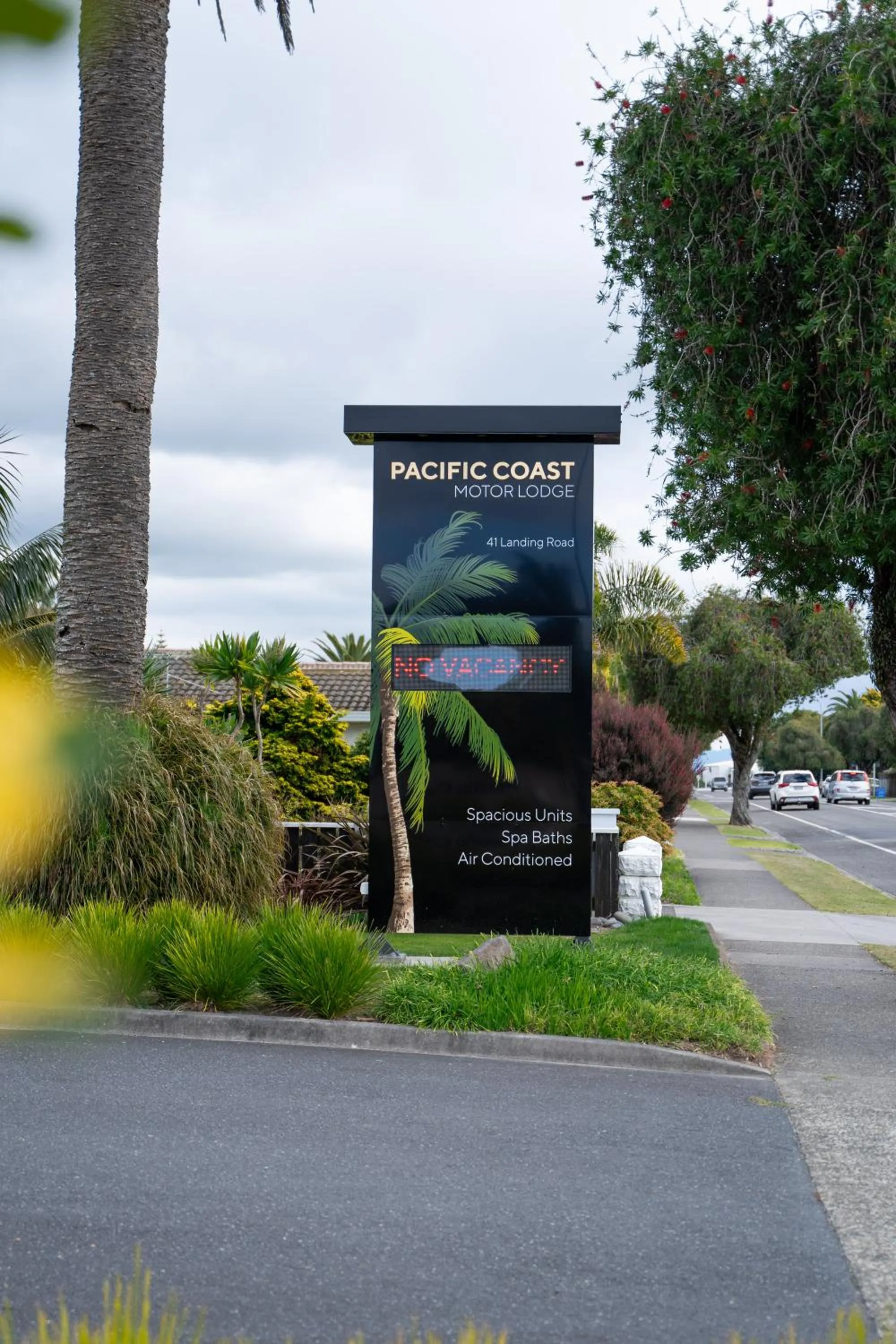 Garden view in Pacific Coast Motor Lodge