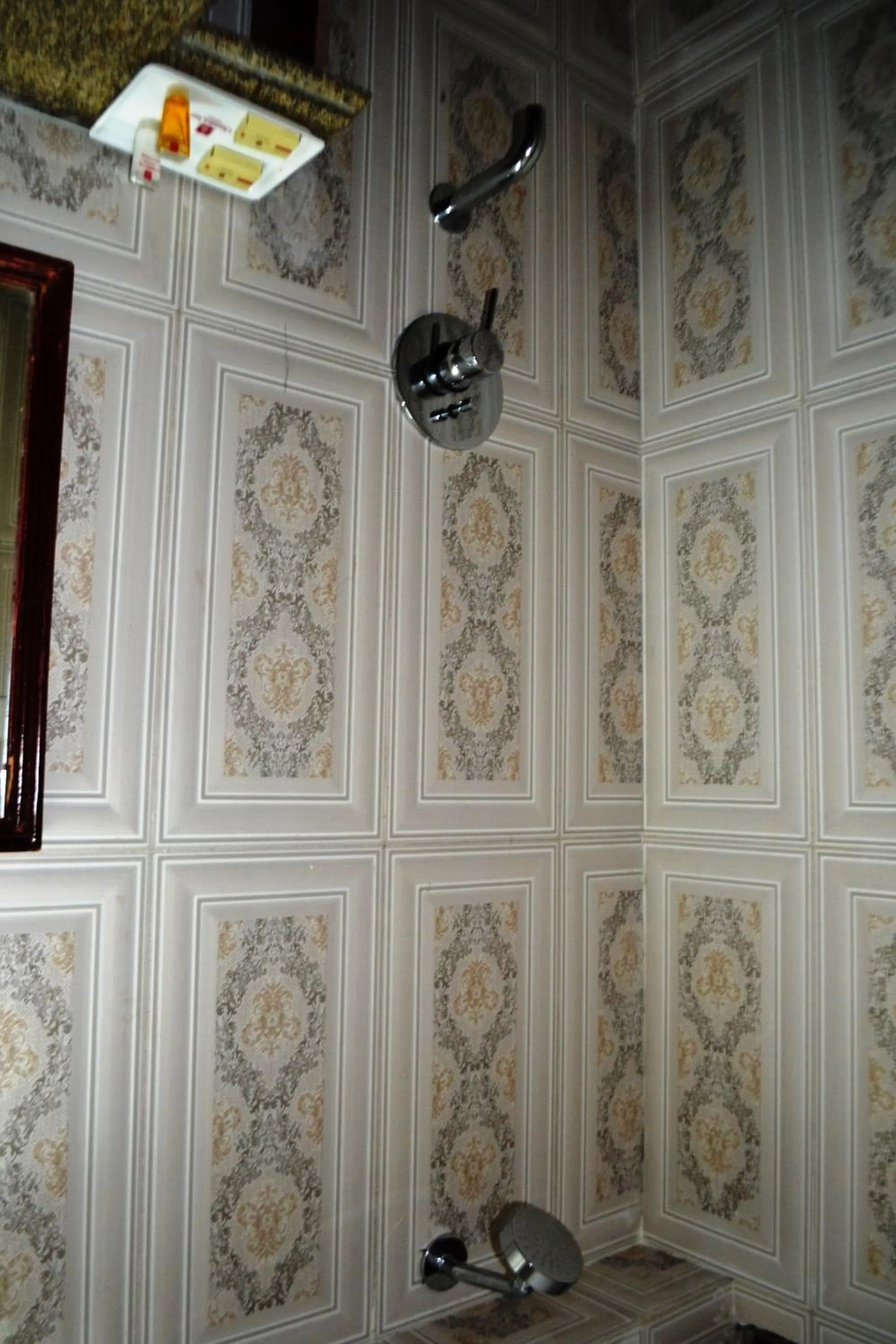 Bathroom in Chandra Inn