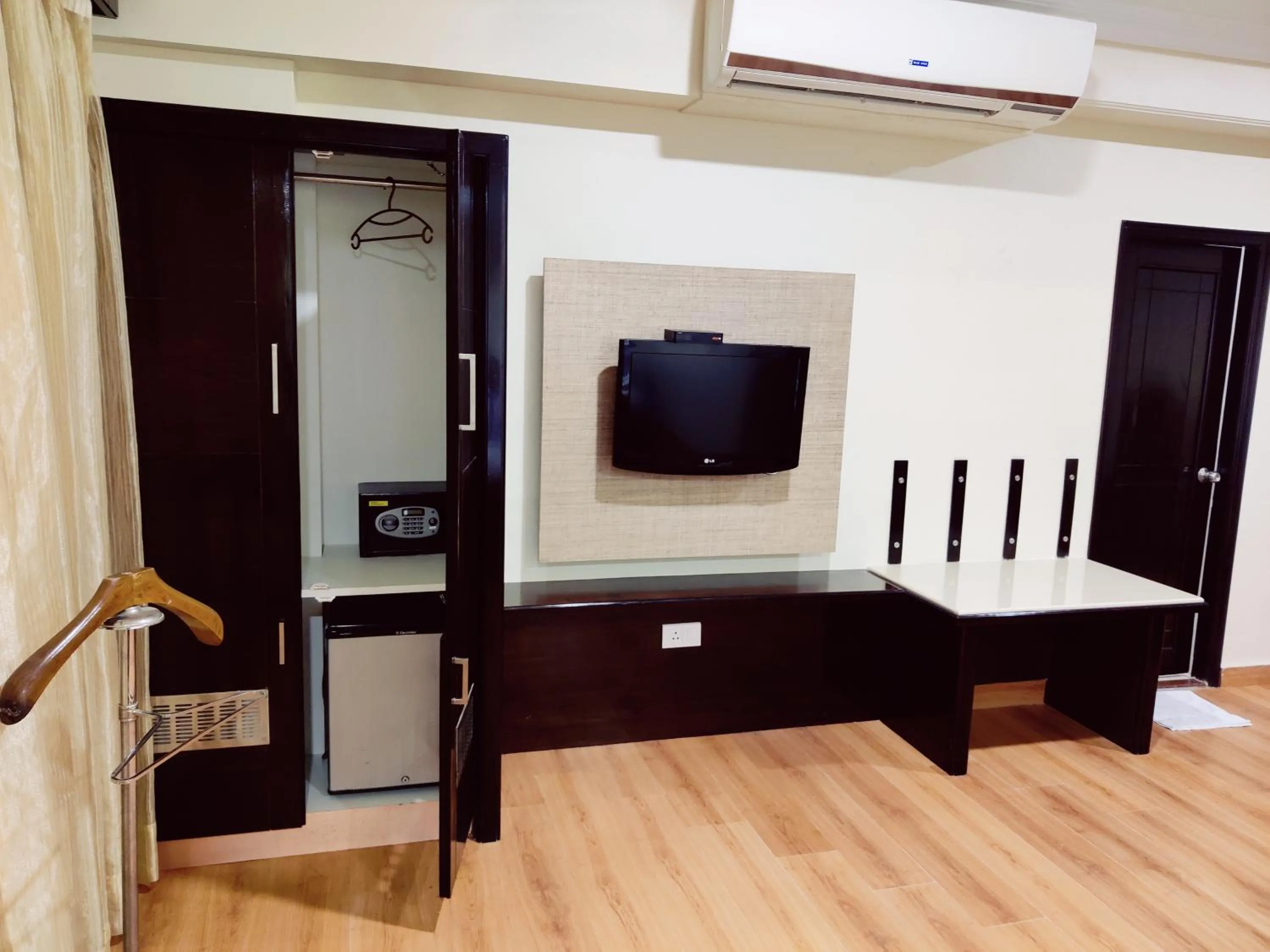 TV and multimedia in Chandra Inn