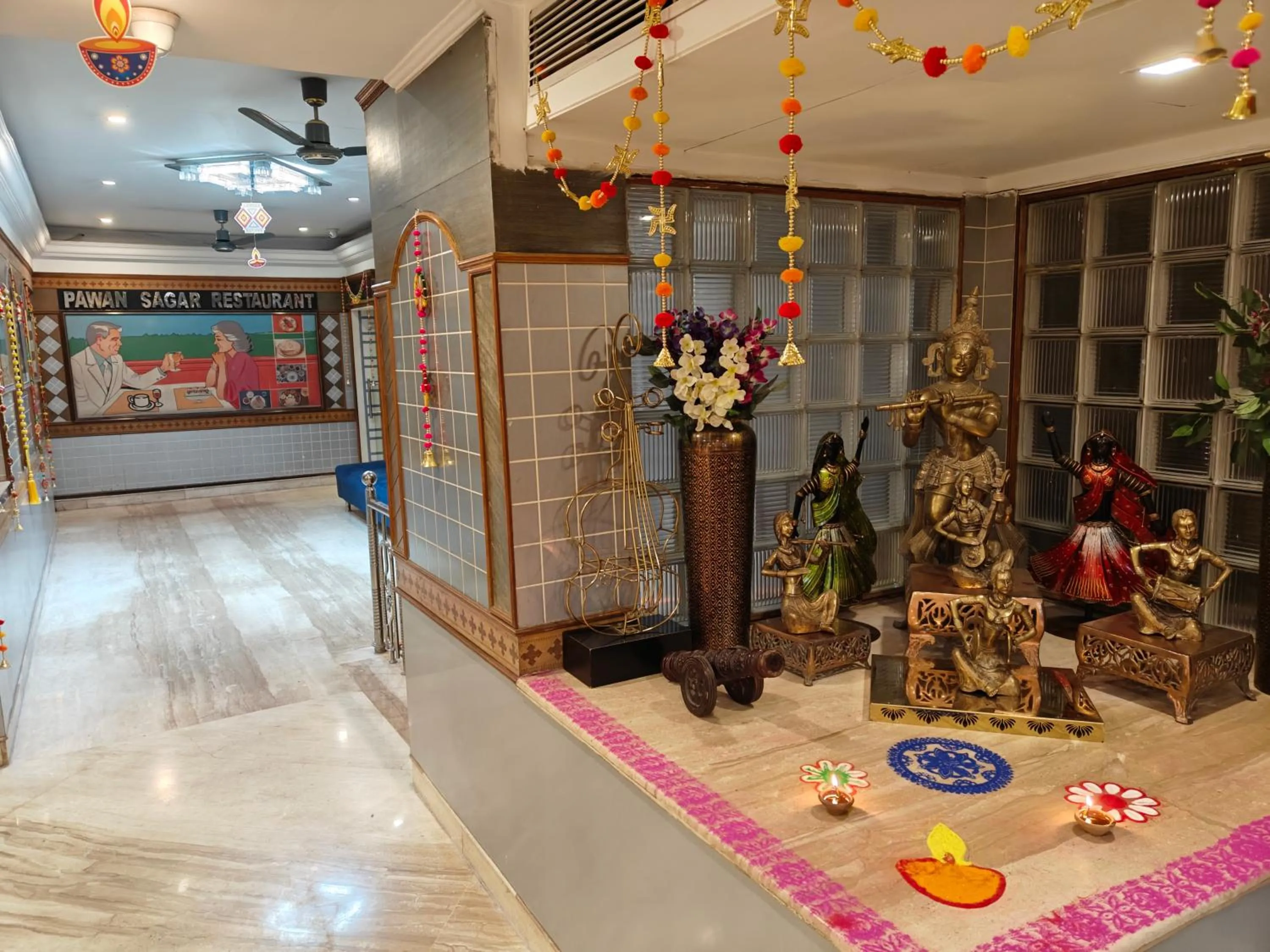 Lobby or reception in Chandra Inn